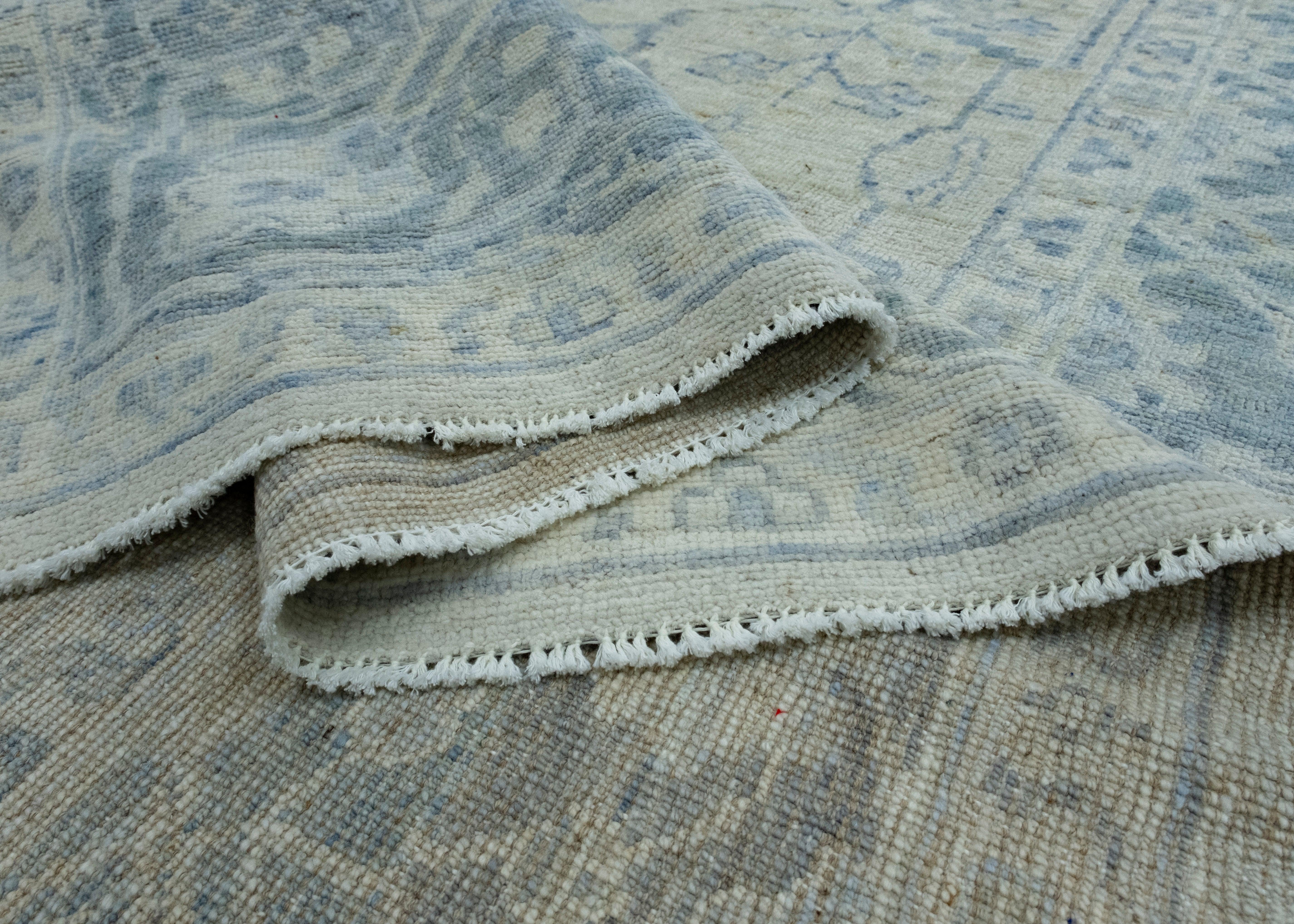 Wool Handwoven Oushak Rug 7'10