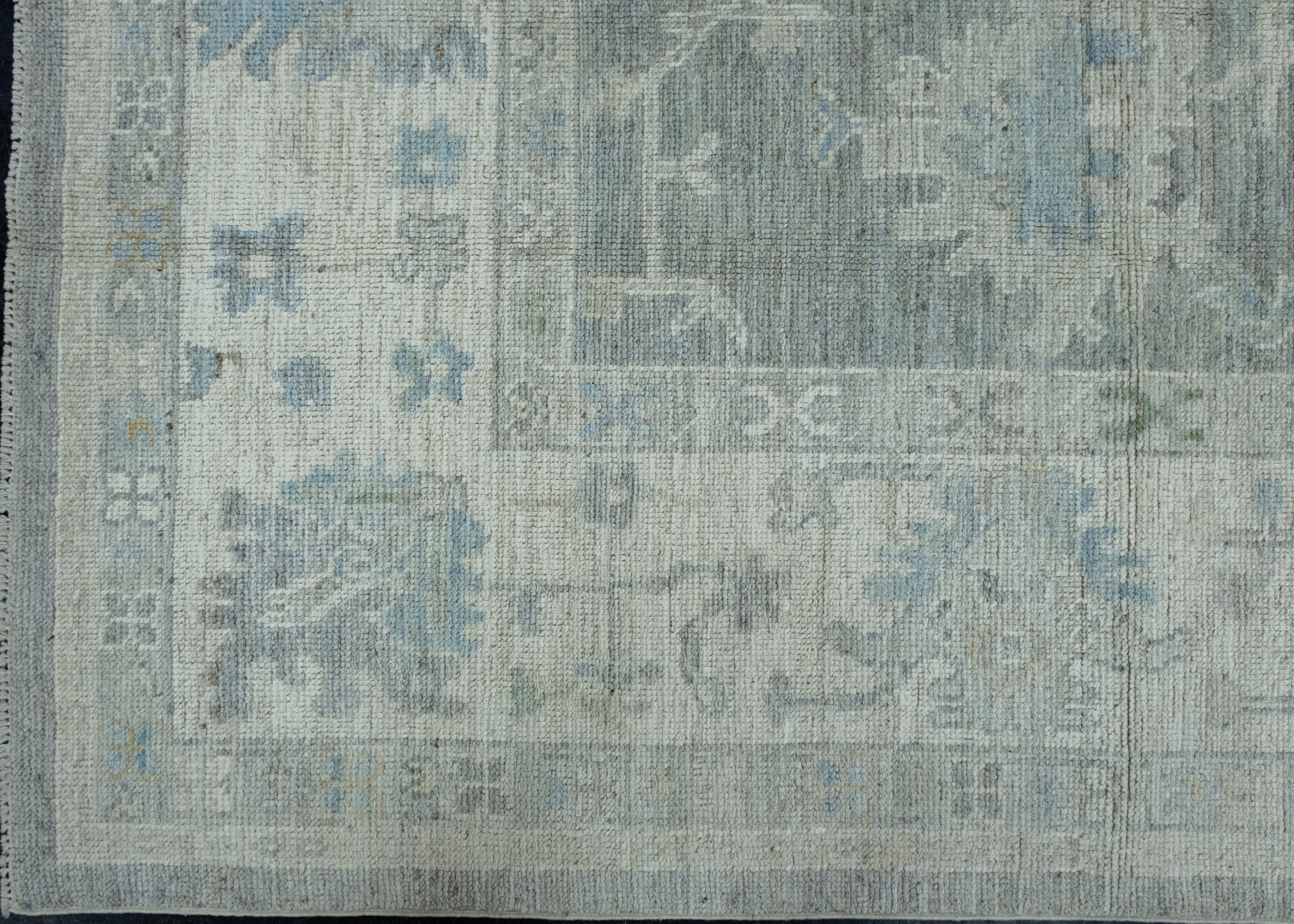 Handgewebter Oushak-Teppich 8'3
