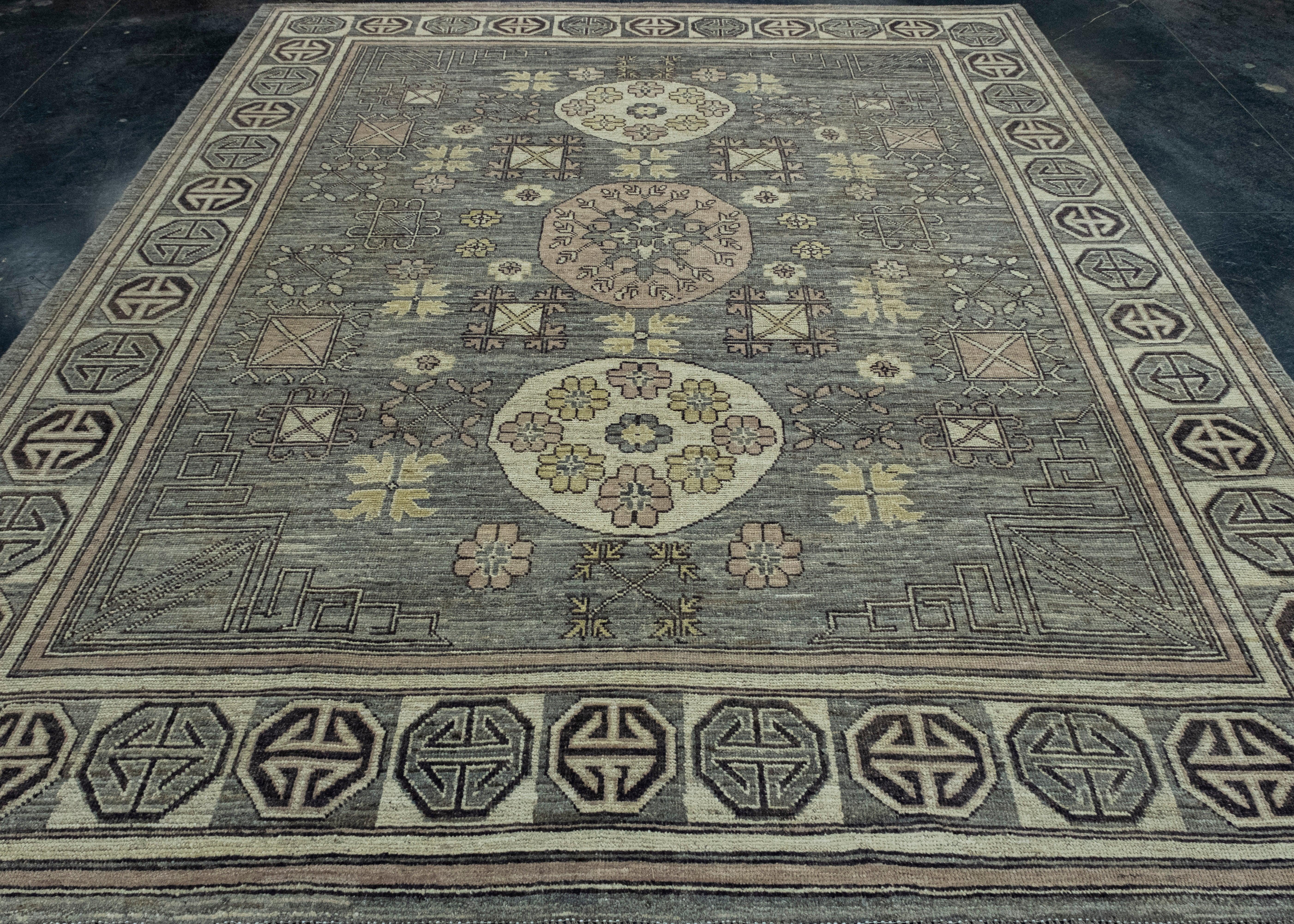 Handwoven Oushak Rug 8'9