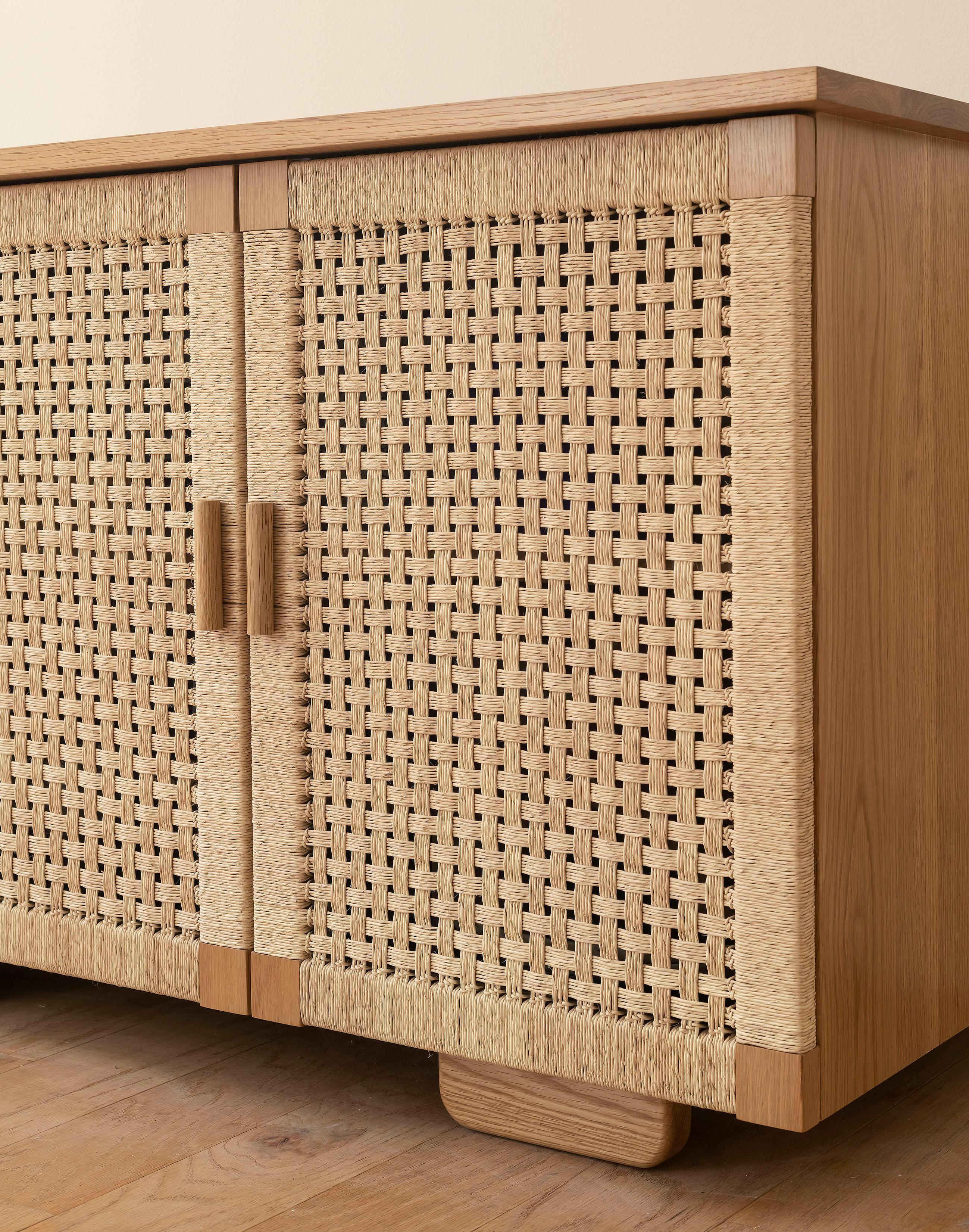 Handgewebte Anrichte aus Palmenholz und Holz mit 4 Türen von Michael van Beuren von LUTECA im Angebot 2