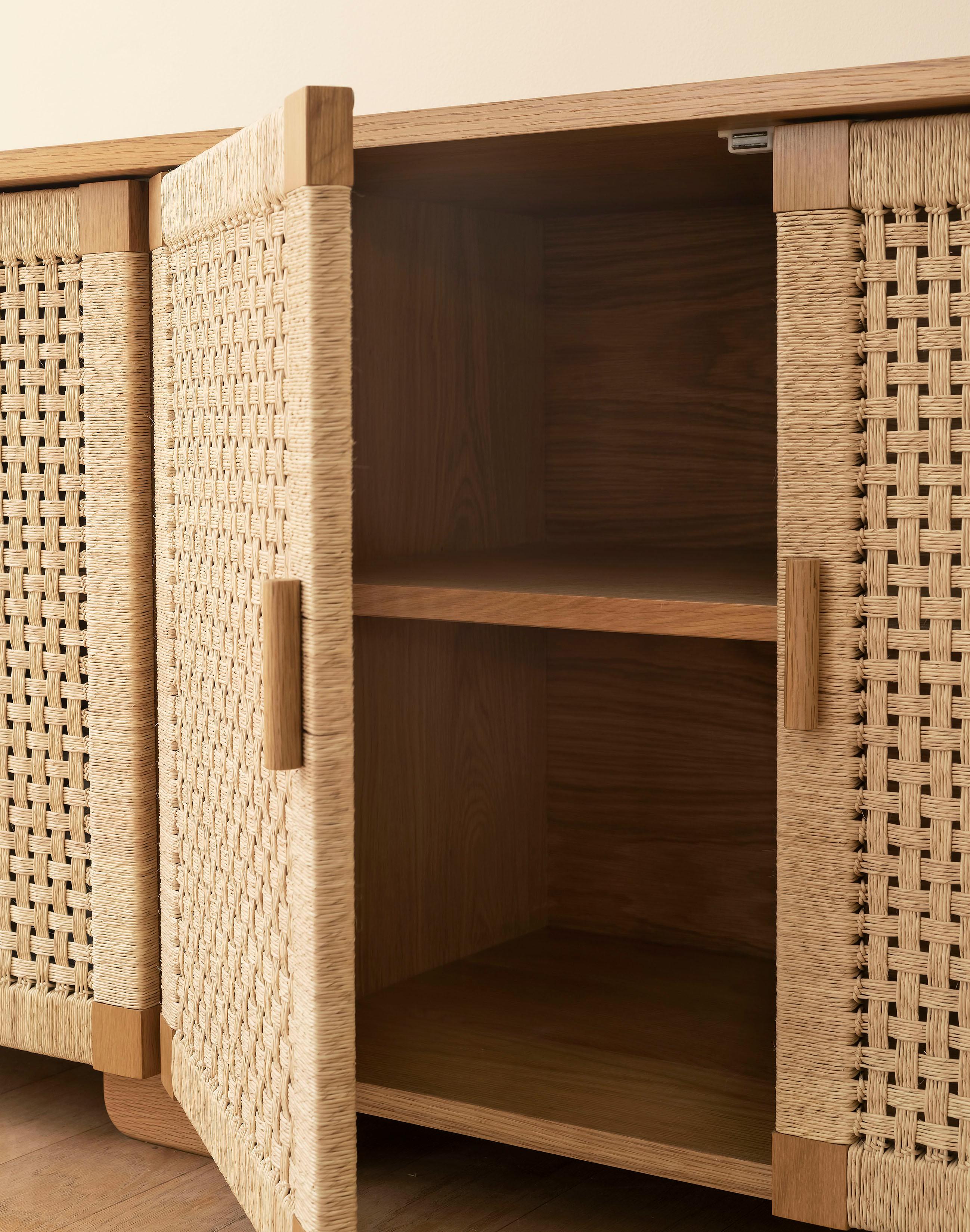 Handgewebte Anrichte aus Palmenholz und Holz mit 4 Türen von Michael van Beuren von LUTECA im Angebot 3