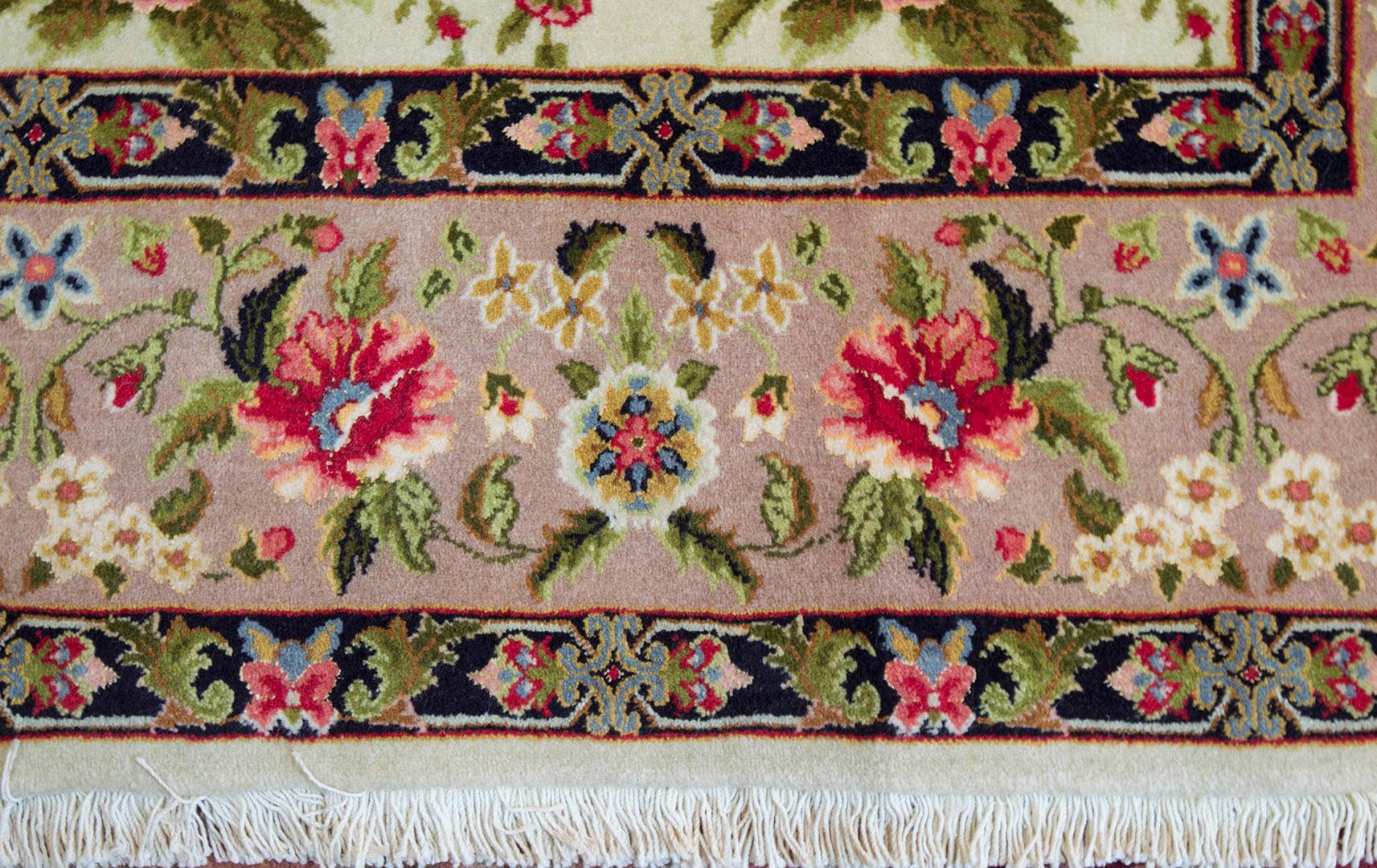 Handgewebter persischer Mashad-Teppich (Persisch) im Angebot
