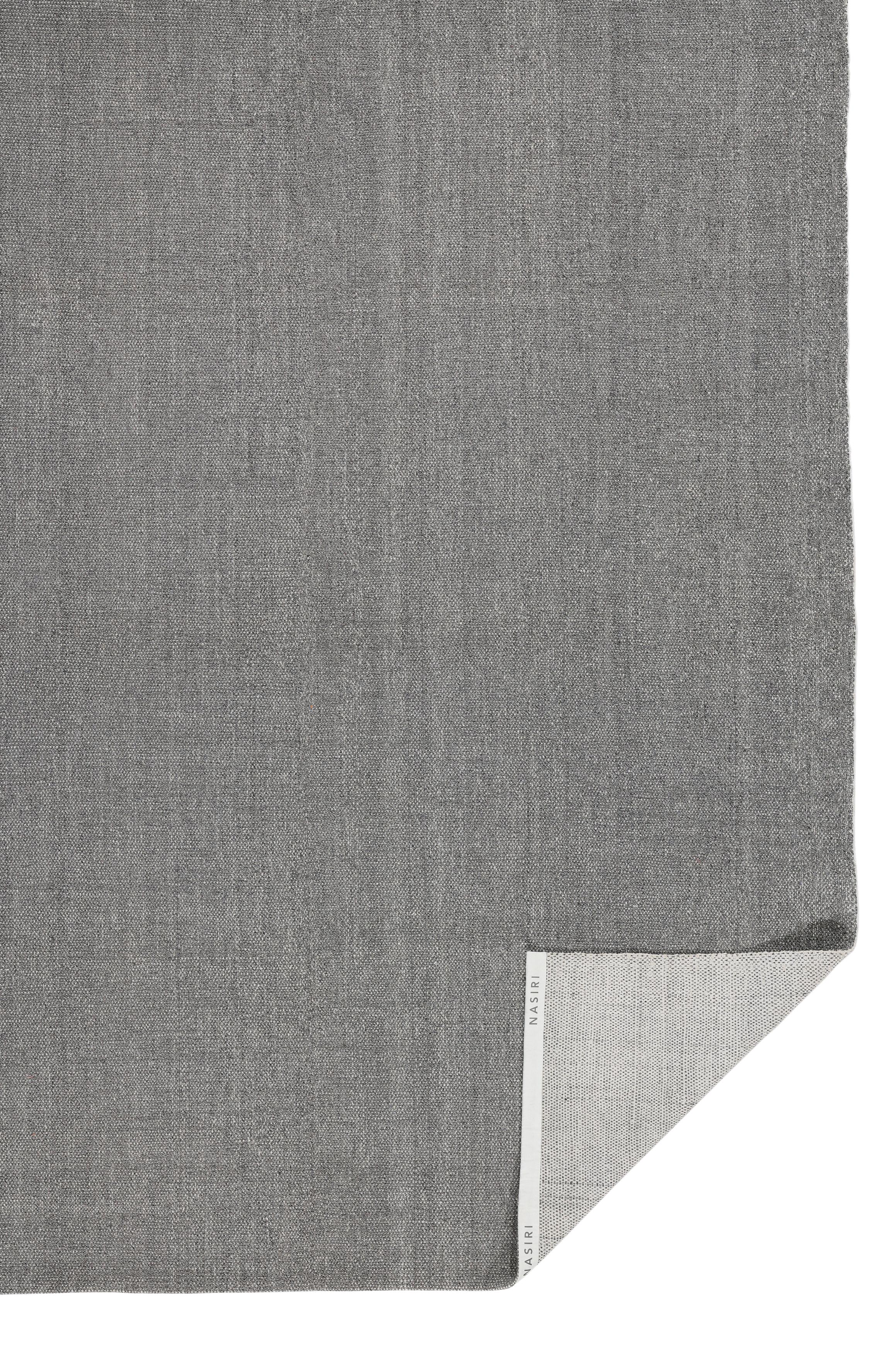 Handwoven Persian -Style Gray Flatweave Rug in Natural Wool and Linen Blend en vente 1