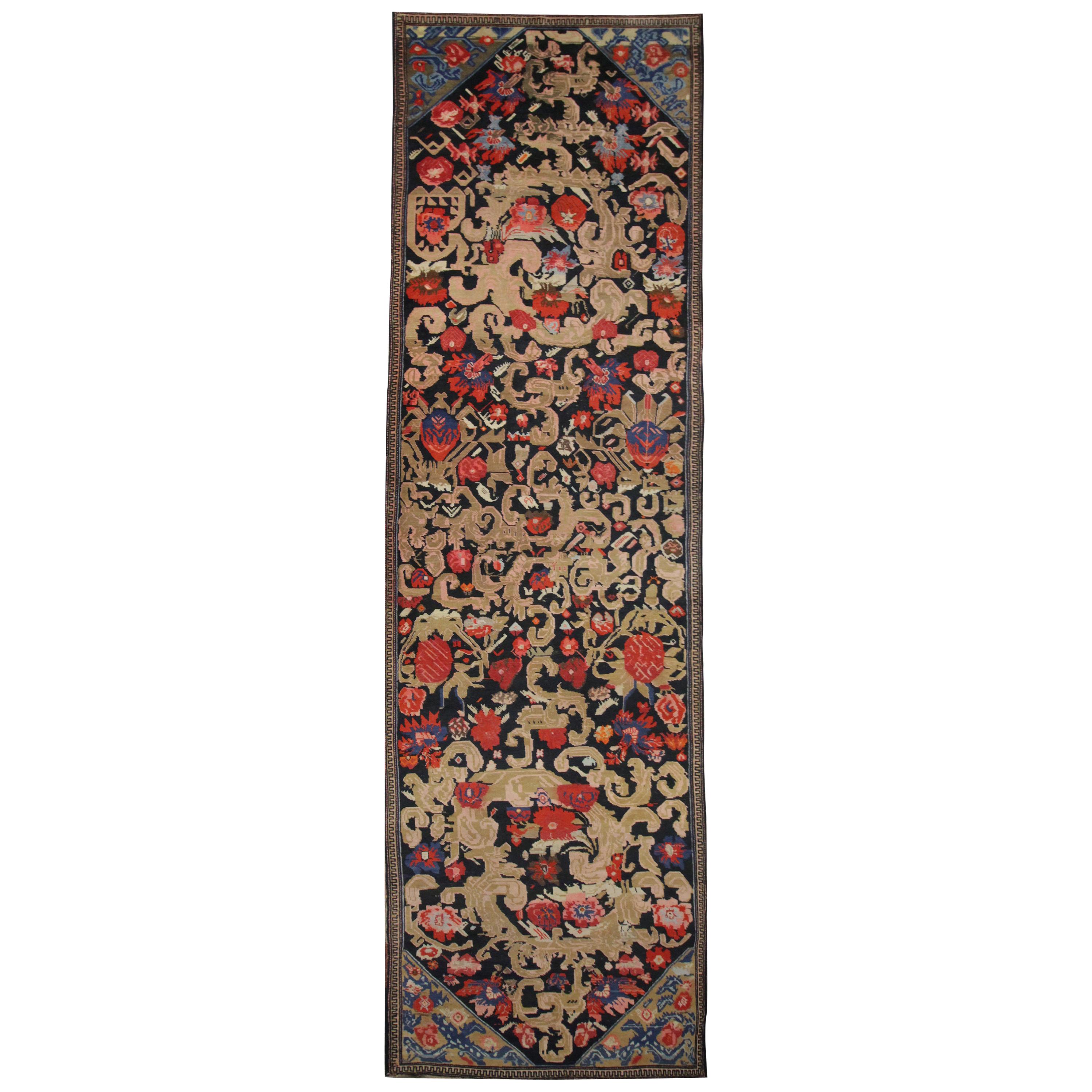 Rare tapis de couloir ancien du Caucase long en laine Karabagh tissé à la main