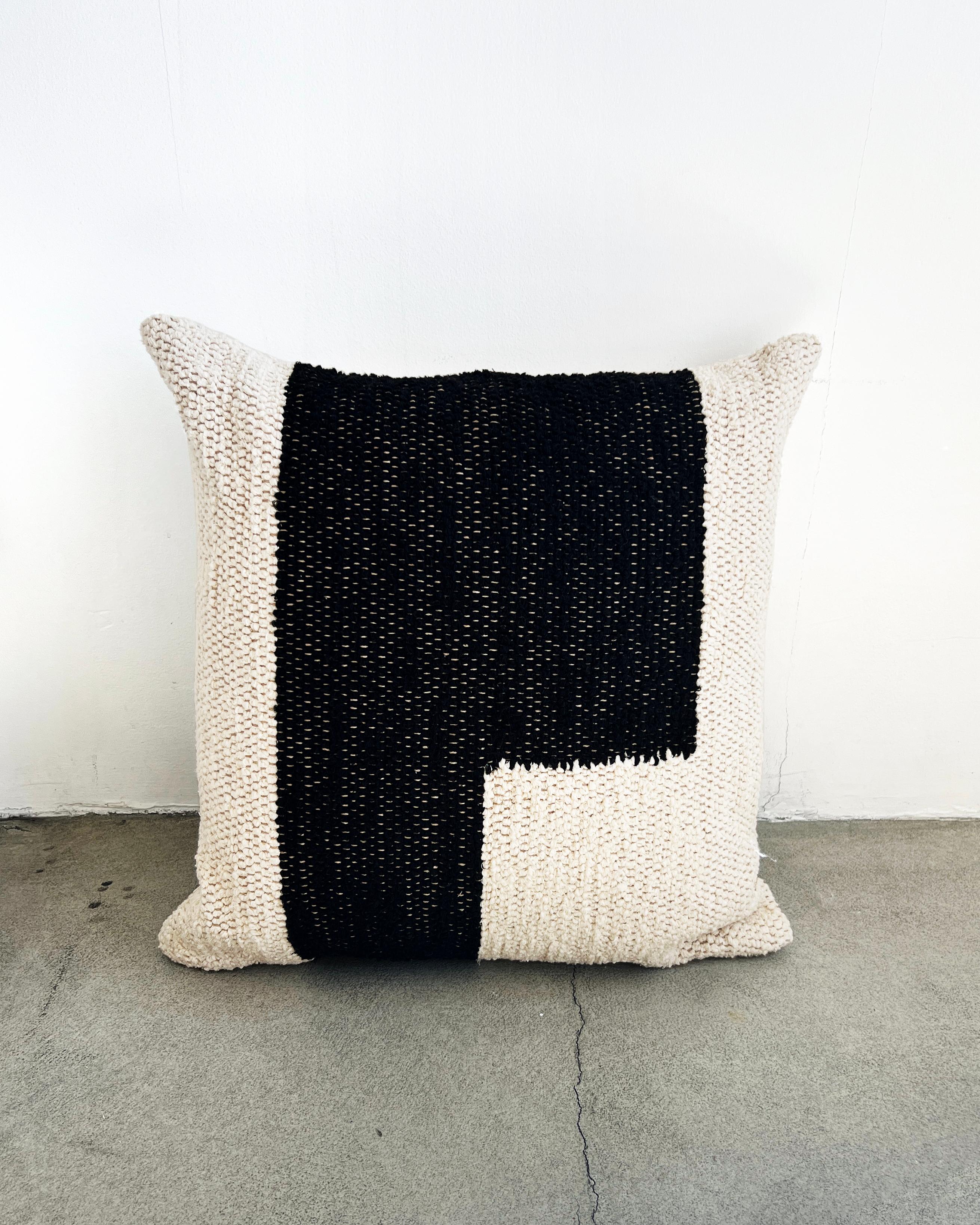 Hand-Woven Casa Cubista Handwoven Cotton Black Step Pillow, in Stock For Sale