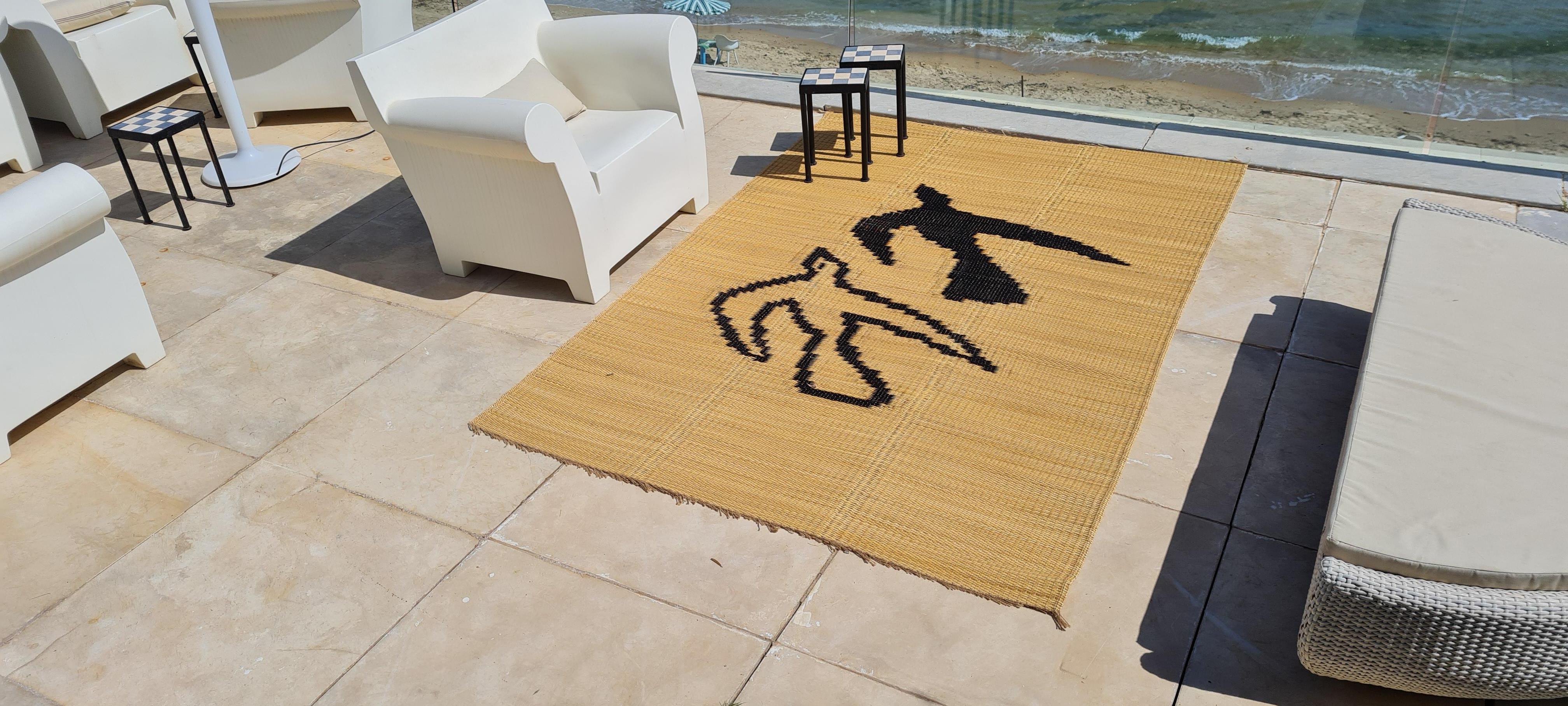 Handwoven Rug in Natural Fiber for Contemporary house with Eco-Friendly Charm. For Sale 1