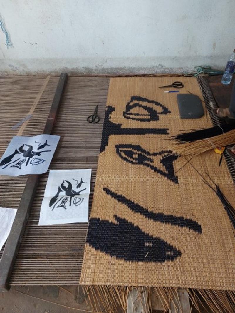 Handwoven Rug in Natural Fiber with a Touch of African Elegance for Your Home For Sale 4