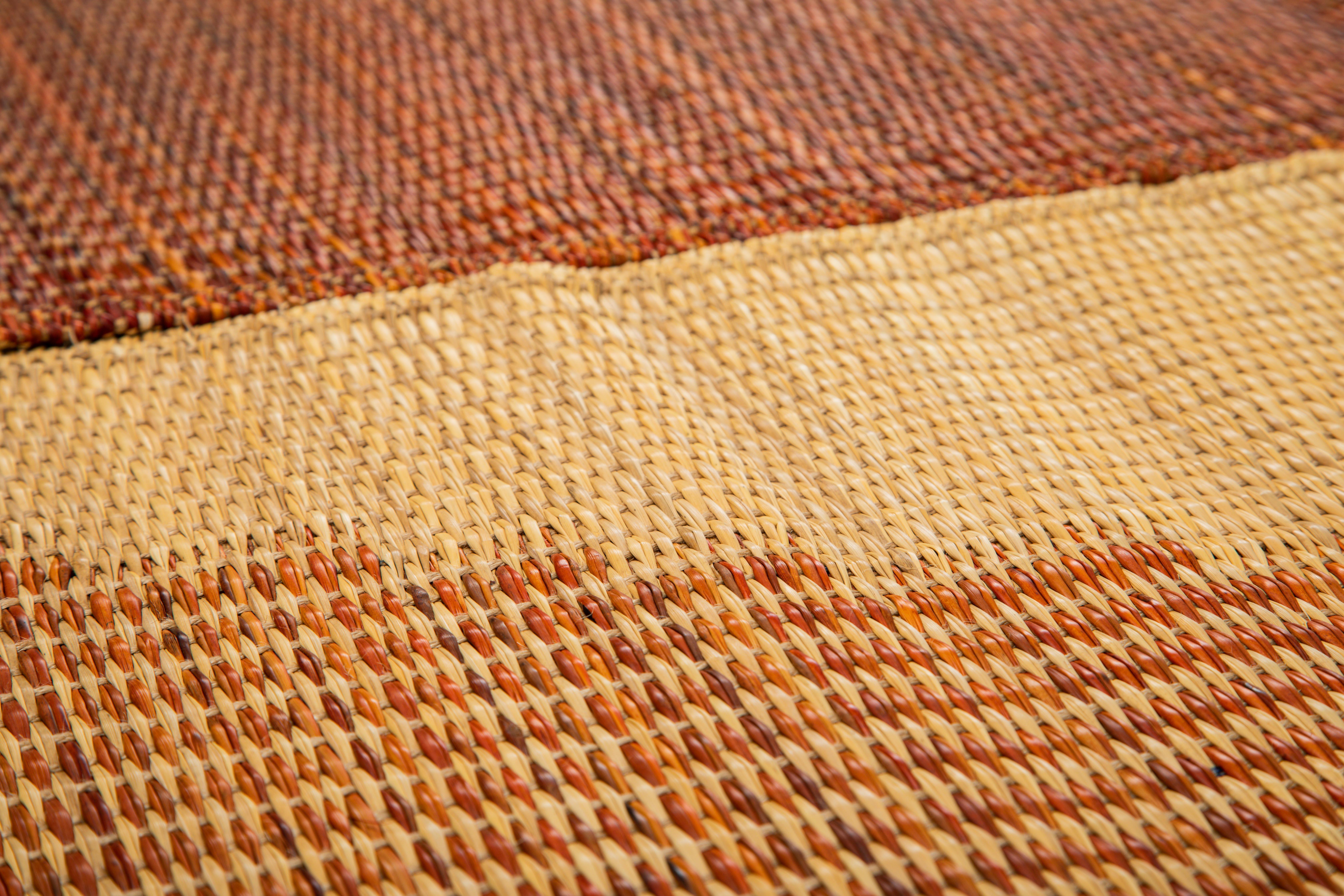 Handwoven Rug in Naturel Fiber for Contemporary and Sophisticated Home Decor For Sale 5