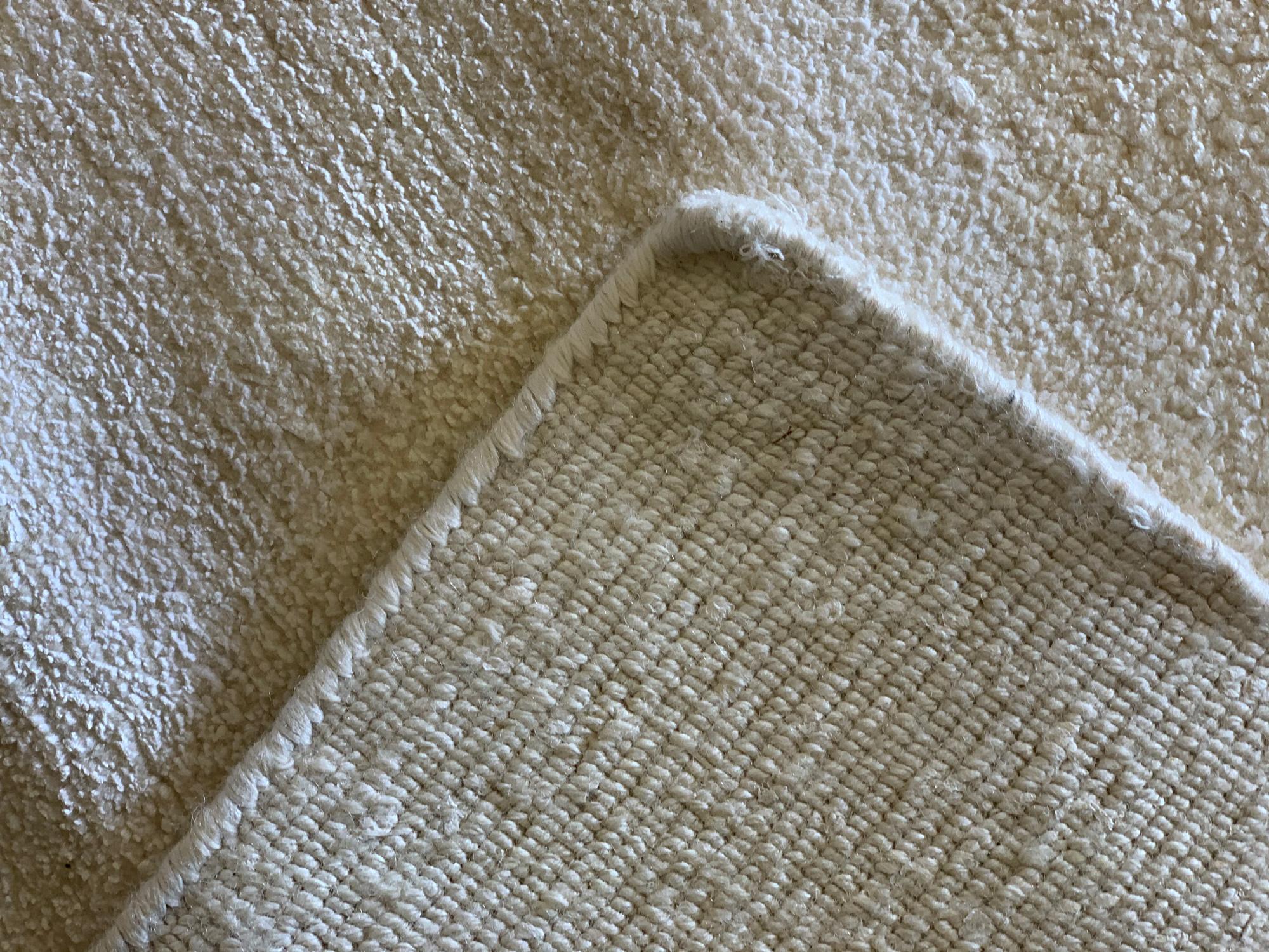 Handwoven Rug Plain Cream Indian Minimalist Carpet Wool Area Rug 2