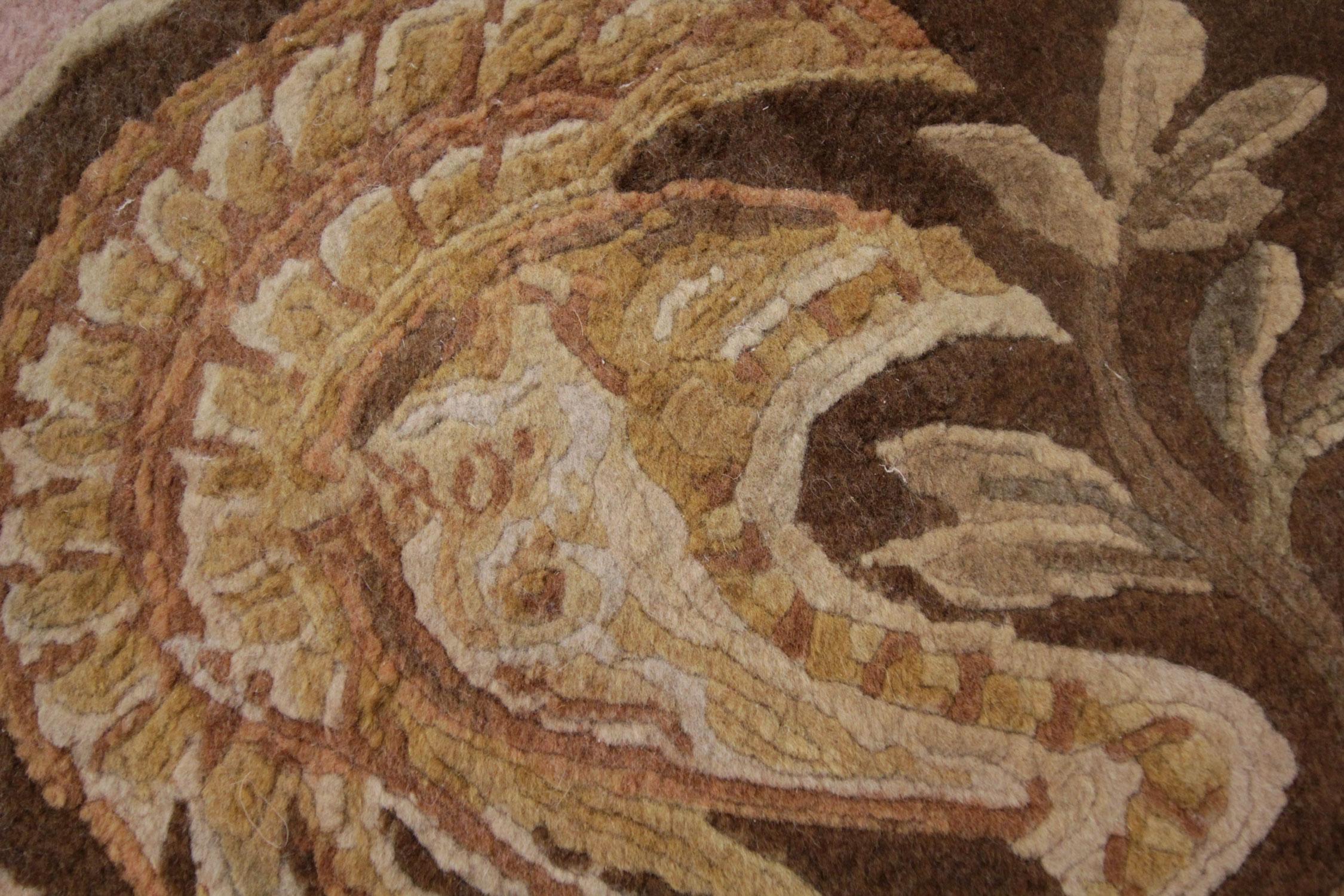 Handgewebter Savonnerie-Teppich im französischen Stil, handgewebt (Pflanzlich gefärbt) im Angebot