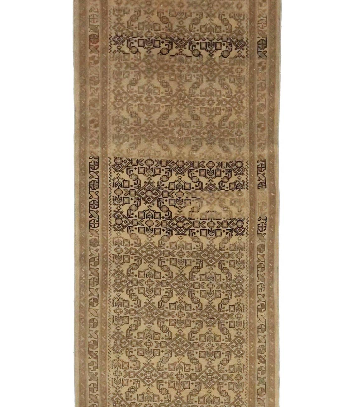 Hand-Knotted Handwoven Runner Rug - Ivory & Brown For Sale