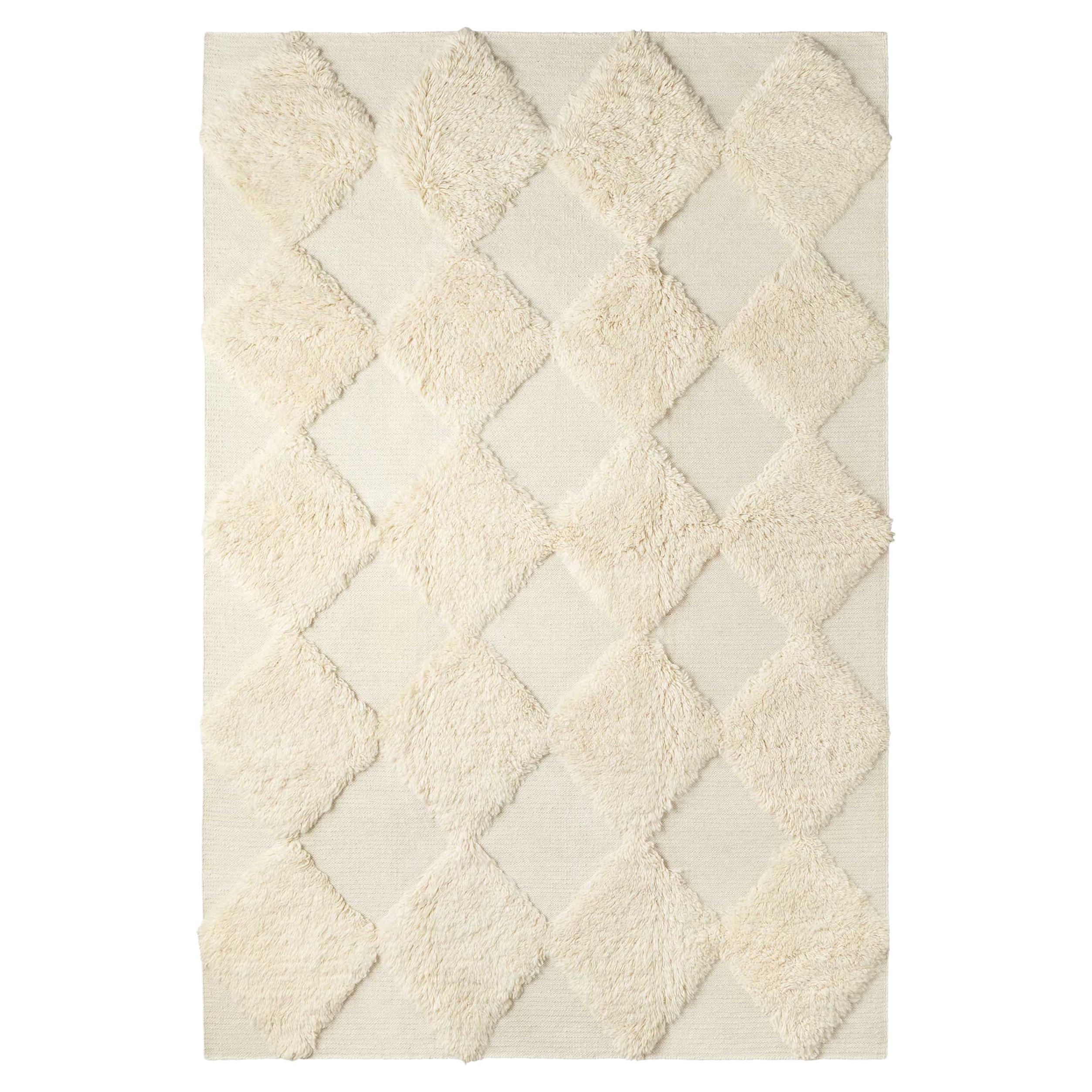 Handwoven Shaggy Chess Wool Rug White Large For Sale