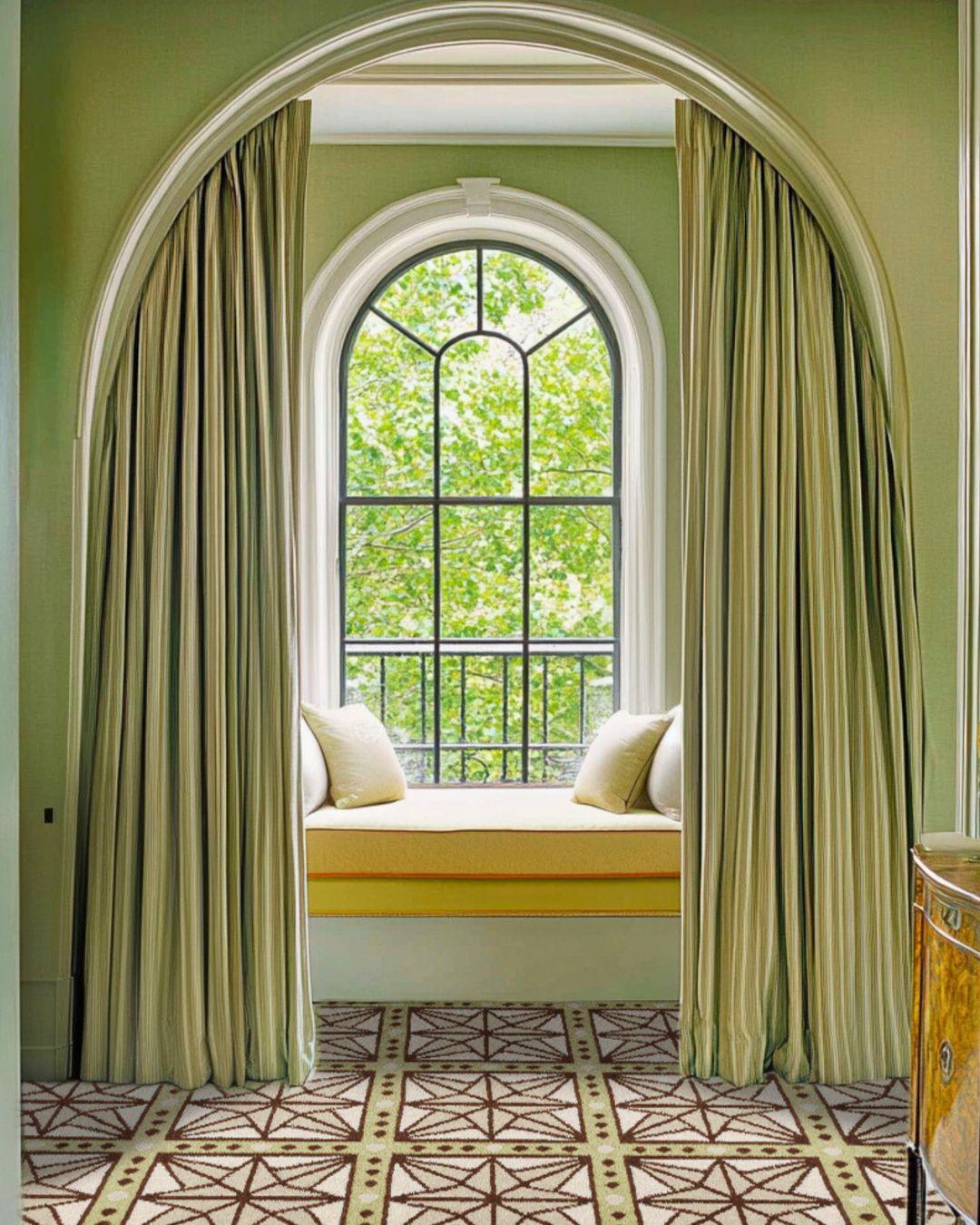 Tappeto con nappe a stella intrecciate a mano, 9' x 12', Celadon, Chocolate, Sage e Eggshell In condizioni Nuovo in vendita a Charlotte, NC