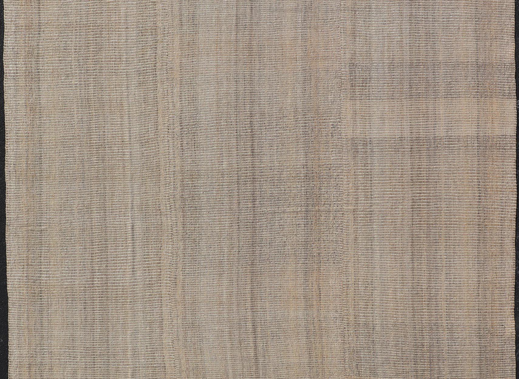 Alfombra Kilim Tejida a Mano con Textura en Tonos Beige, Crema y Marrón Suave 9'3 x 12'4 Tejido a mano en venta