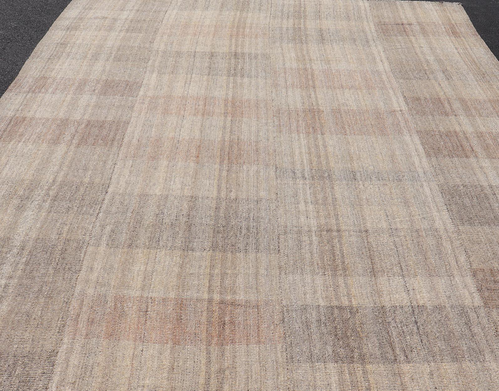Wool Handwoven Textured Kilim Rug with Subtle Geometric Design 10'4 x 14'4 For Sale