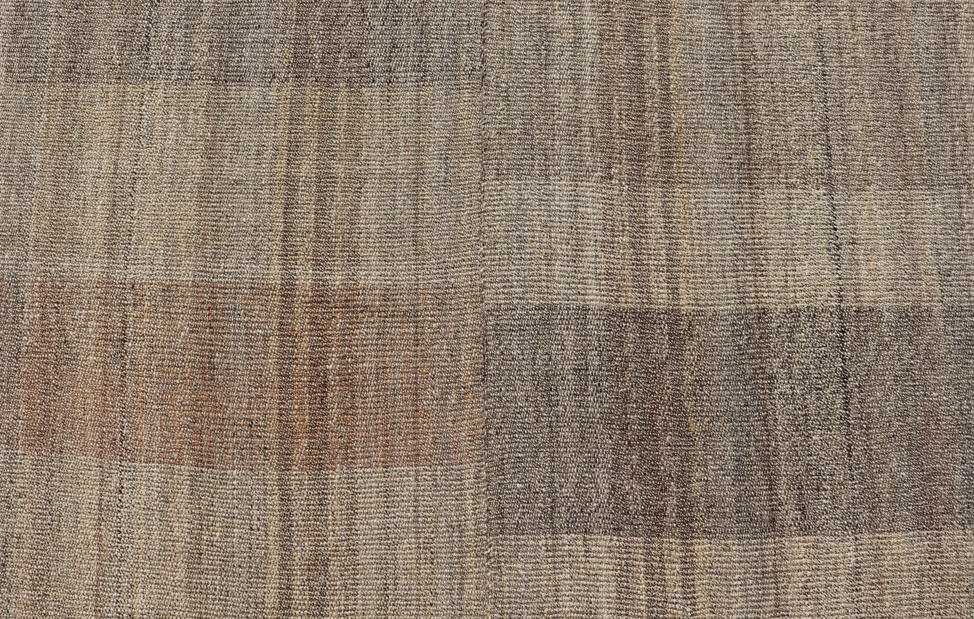 Handwoven Textured Kilim Rug with Subtle Geometric Design 10'4 x 14'4 For Sale 2