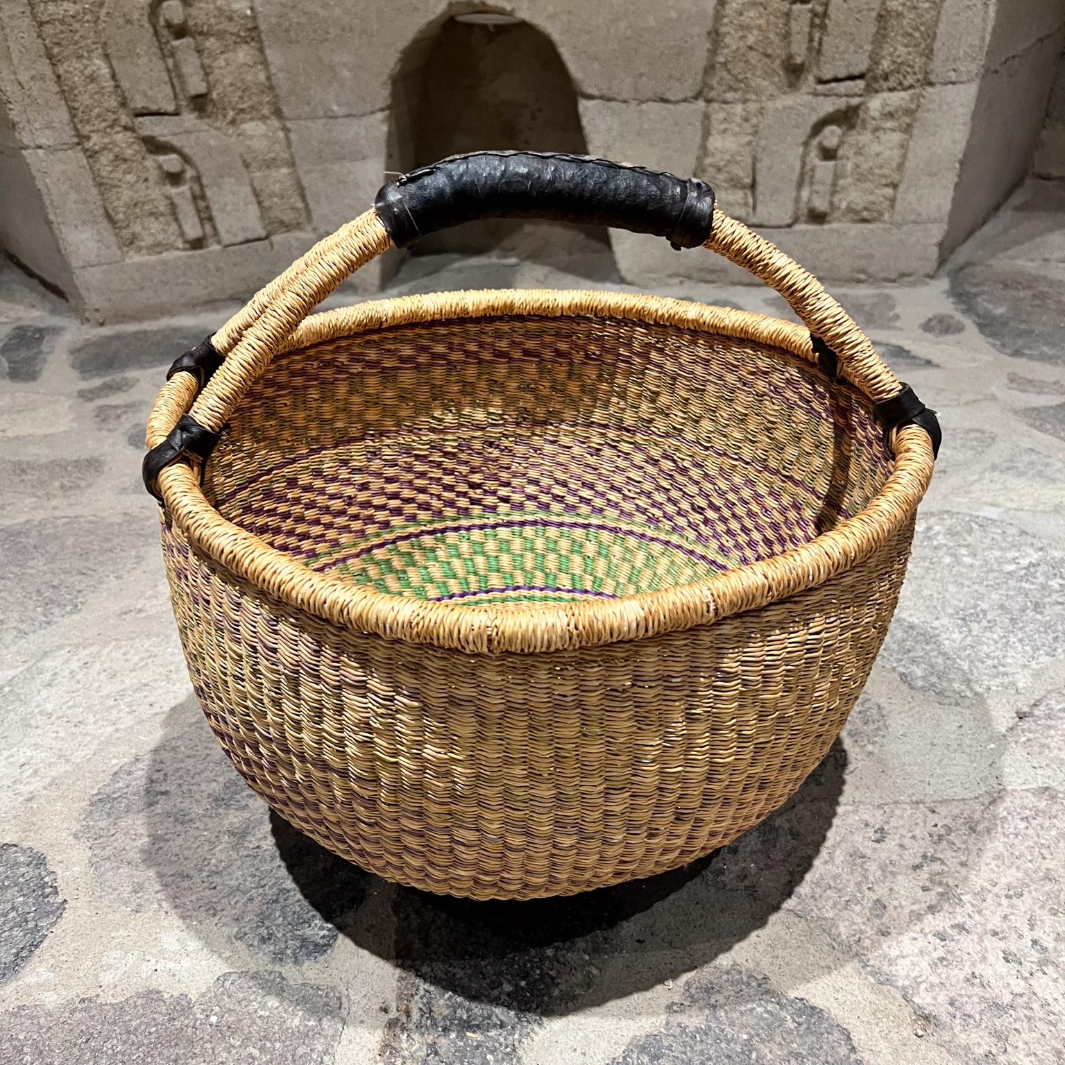 Handwoven Traditional African Bolga Farmer's Market Basket For Sale 15