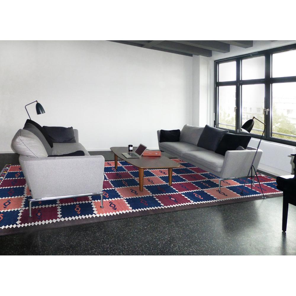 End-20th Century Handwoven Checkered Blue Red Kilim Carpet In Excellent Condition For Sale In Berlin, DE