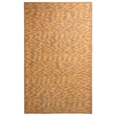 Tapis Kilim vintage marron à motif géométrique tissé à la main de Rug & Kilim, milieu du siècle dernier