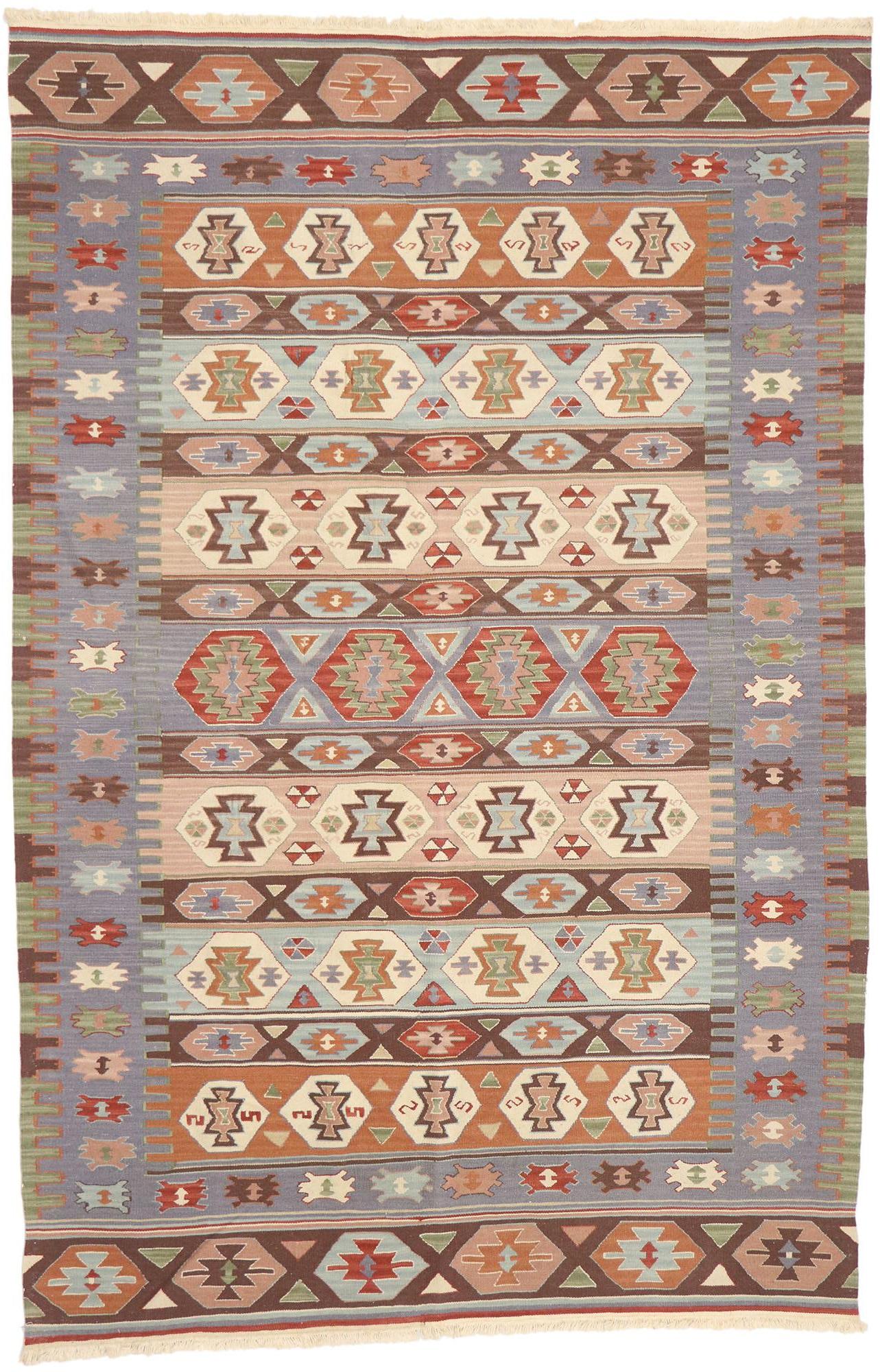Alfombra Persa Vintage Tejida a Mano en Plano Shiraz