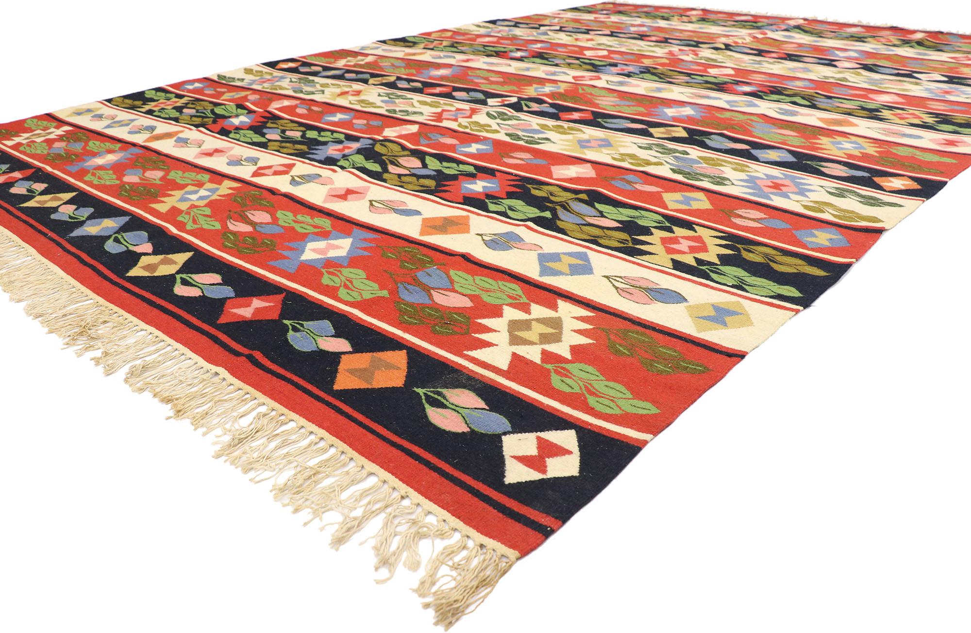 78013 Alfombra Kilim Vintage Rumana de Oltenia, 08'02 x 12'01. Irradiando el vibrante espíritu del arte popular rumano, esta alfombra kilim vintage oltense de lana tejida a mano es una alegre celebración de la naturaleza y la tradición. Cada banda