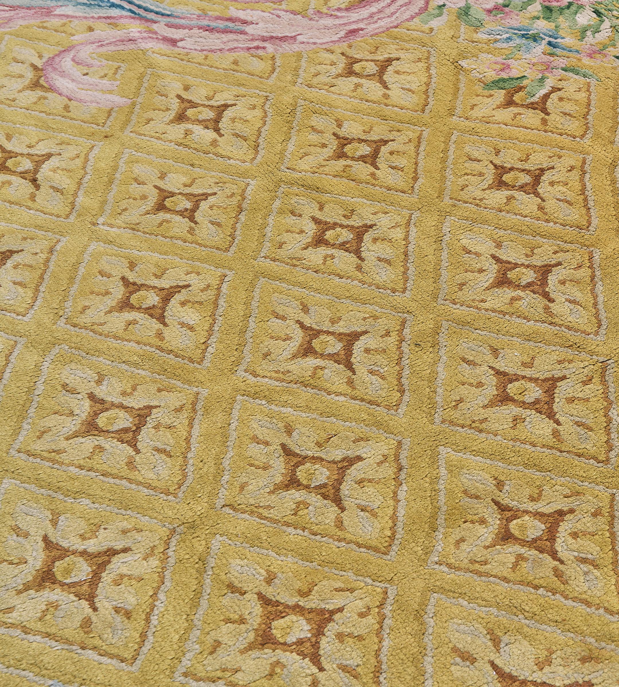 Espagnol Tapis en laine tissé à la main, Antiquities Circa-1900 Jaune, Savonnerie espagnole en vente