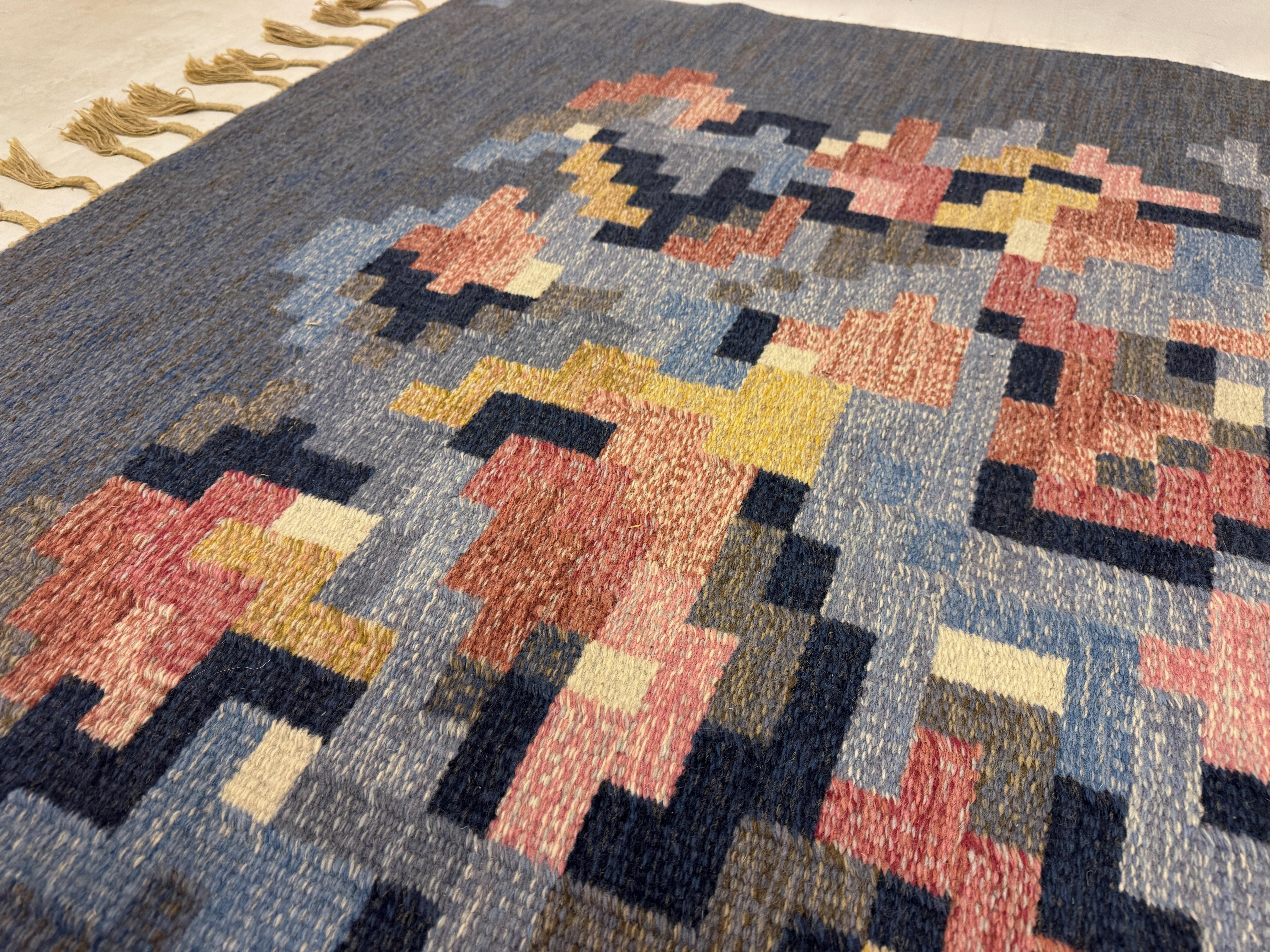 Tappeto Rölakan Korall in lana intrecciata a mano e a trama piatta di Erik Lundberg, Svezia, anni '60 in vendita 1