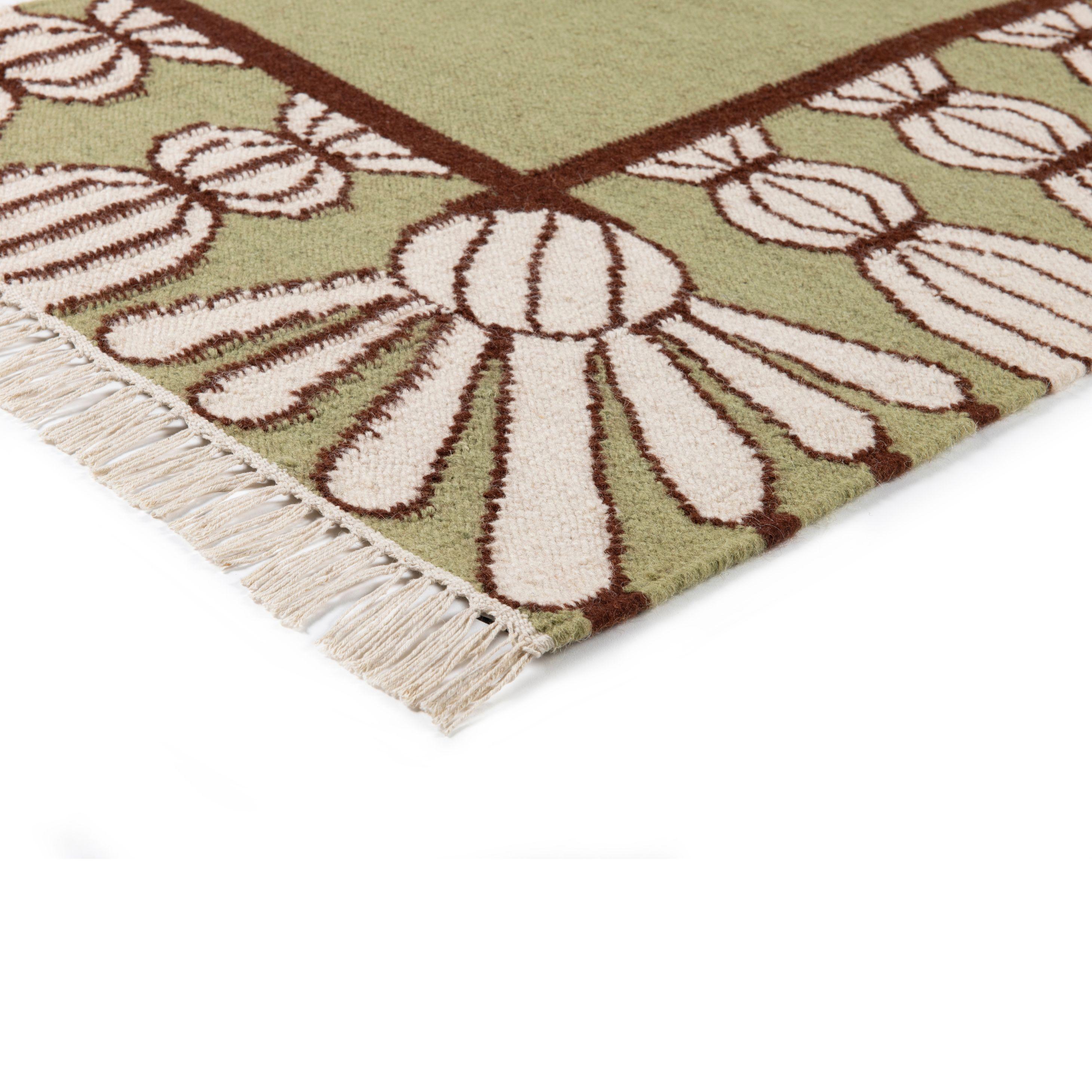 Handgewebter Wollteppich mit Quasten, 9' x 12', Sage, Chocolate und Eierschale (Indisch) im Angebot