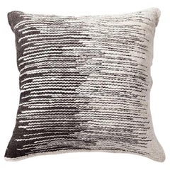 Coussin décoratif en laine tissée à la main en noir et blanc d'Argentine, en stock