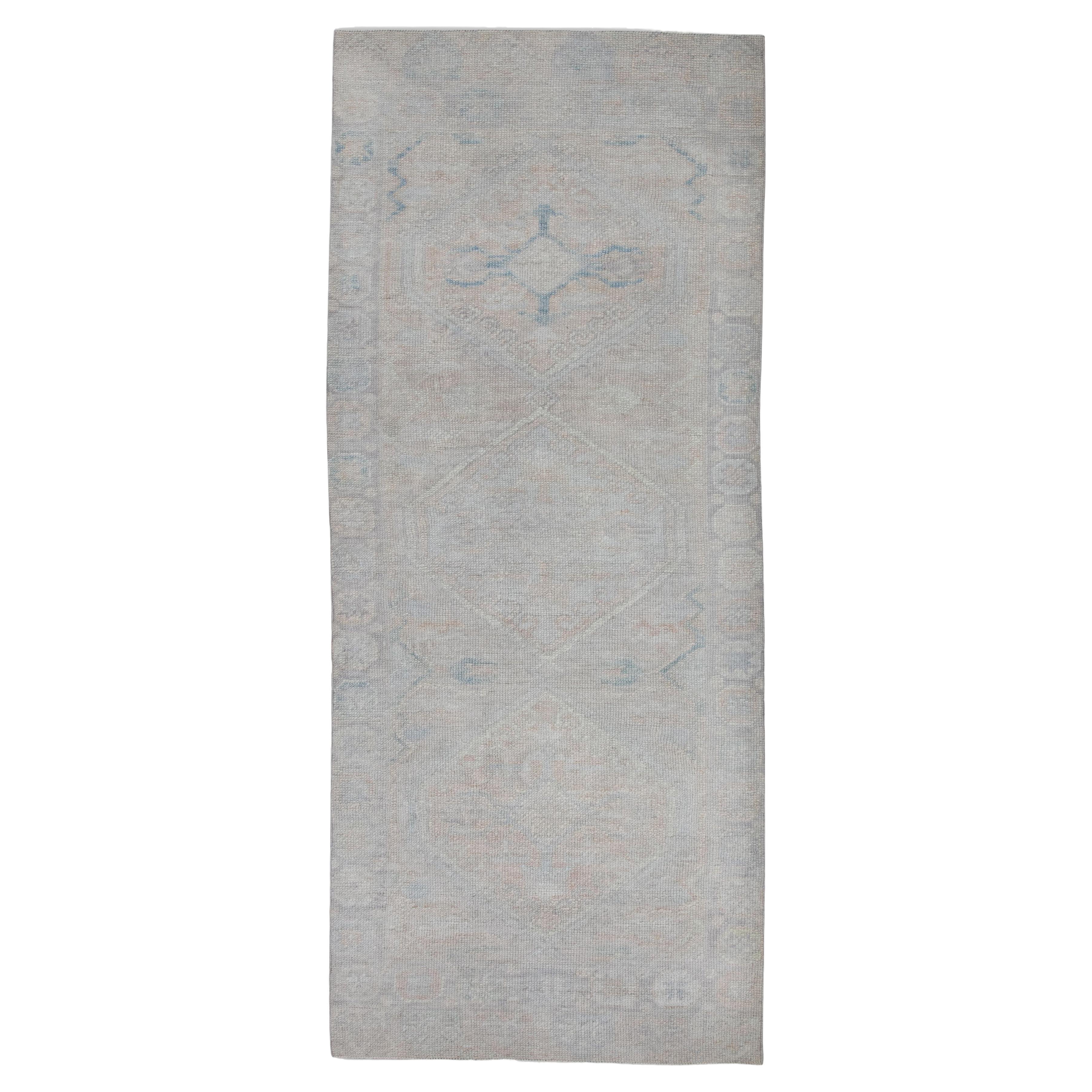 Handgewebter türkischer Oushak-Teppich aus Wolle 2'10"x 7'7"