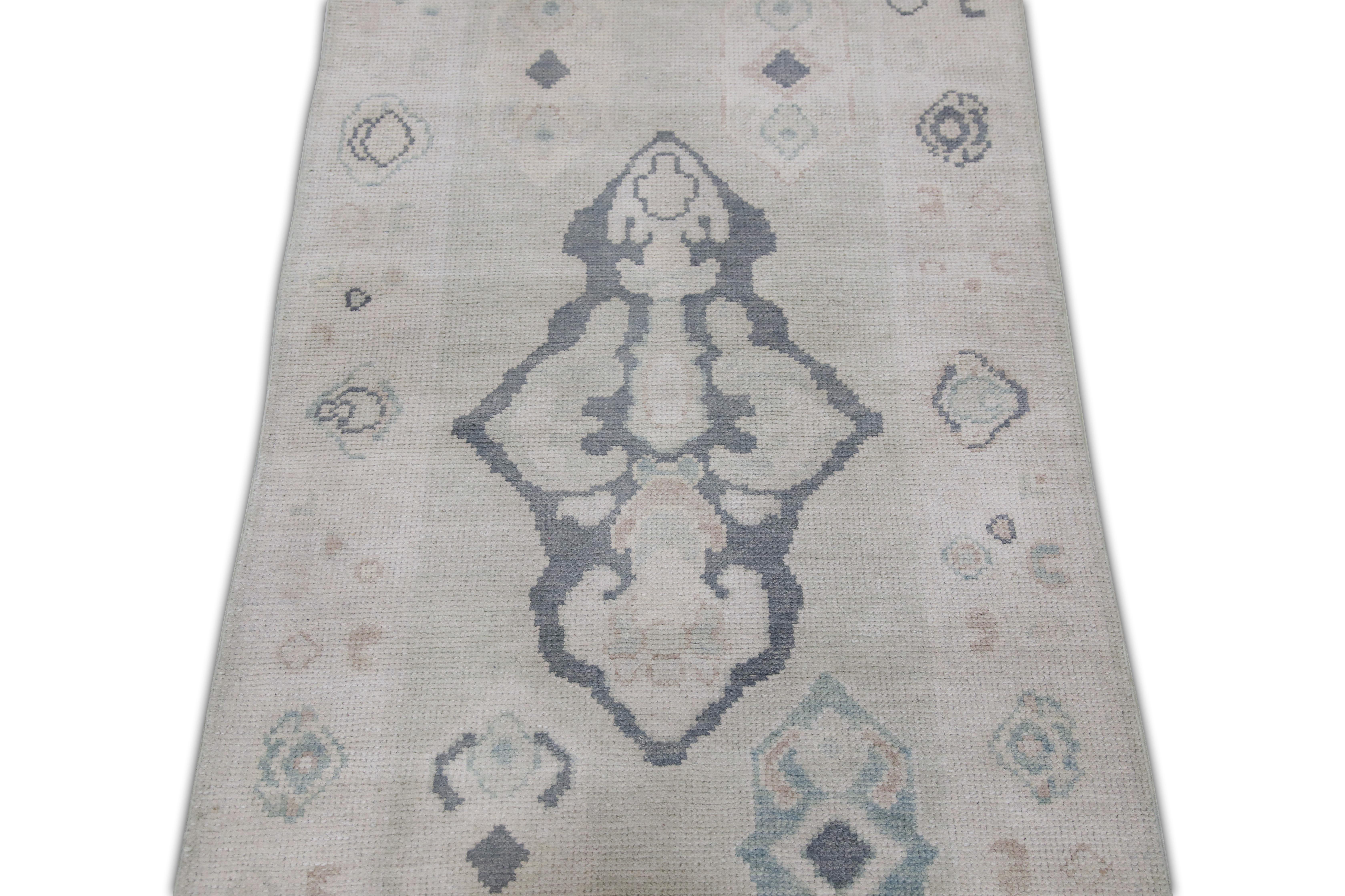 Contemporary Handwoven Wool Turkish Oushak Rug 2'9