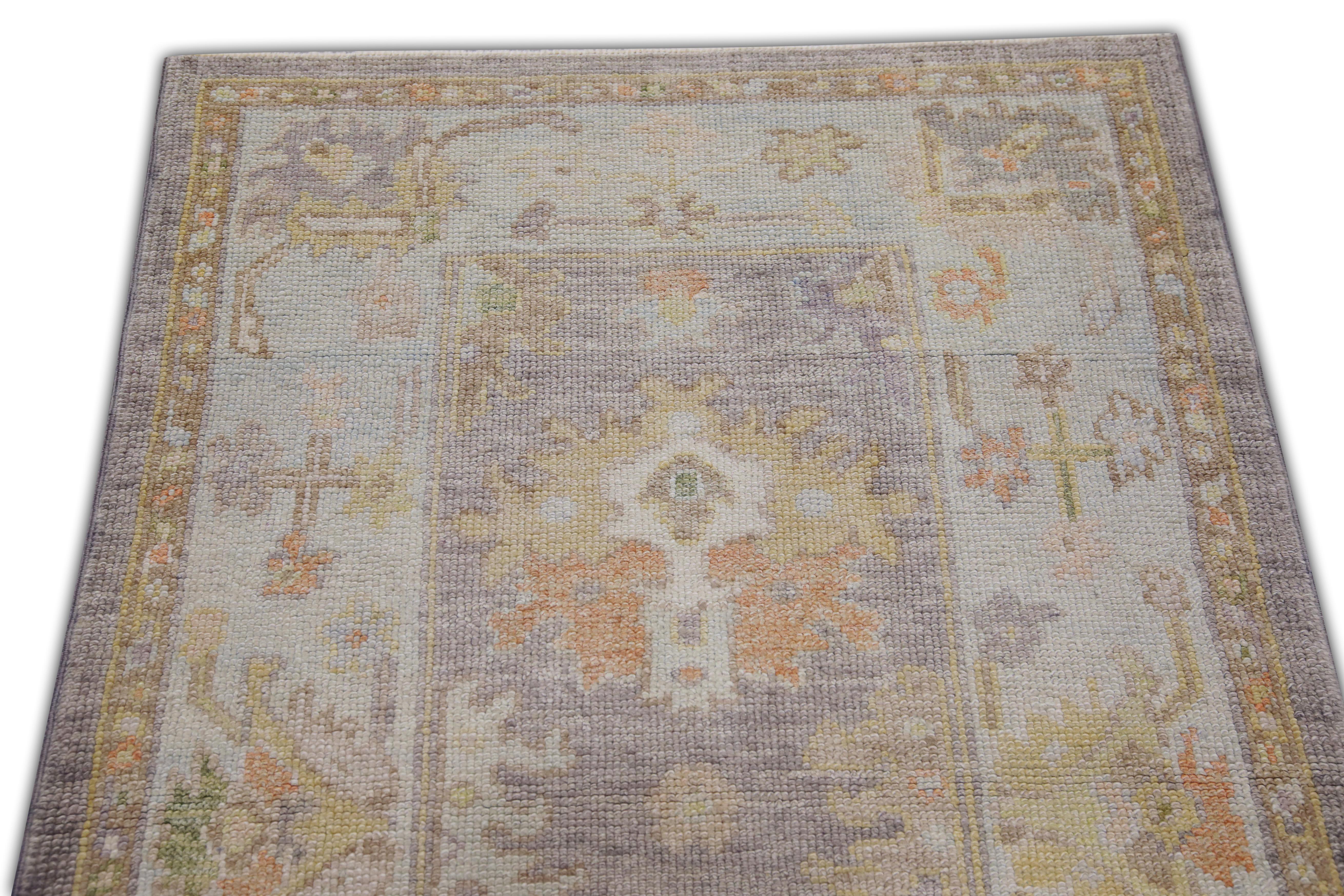 Modern Handwoven Wool Turkish Oushak Rug 3'1