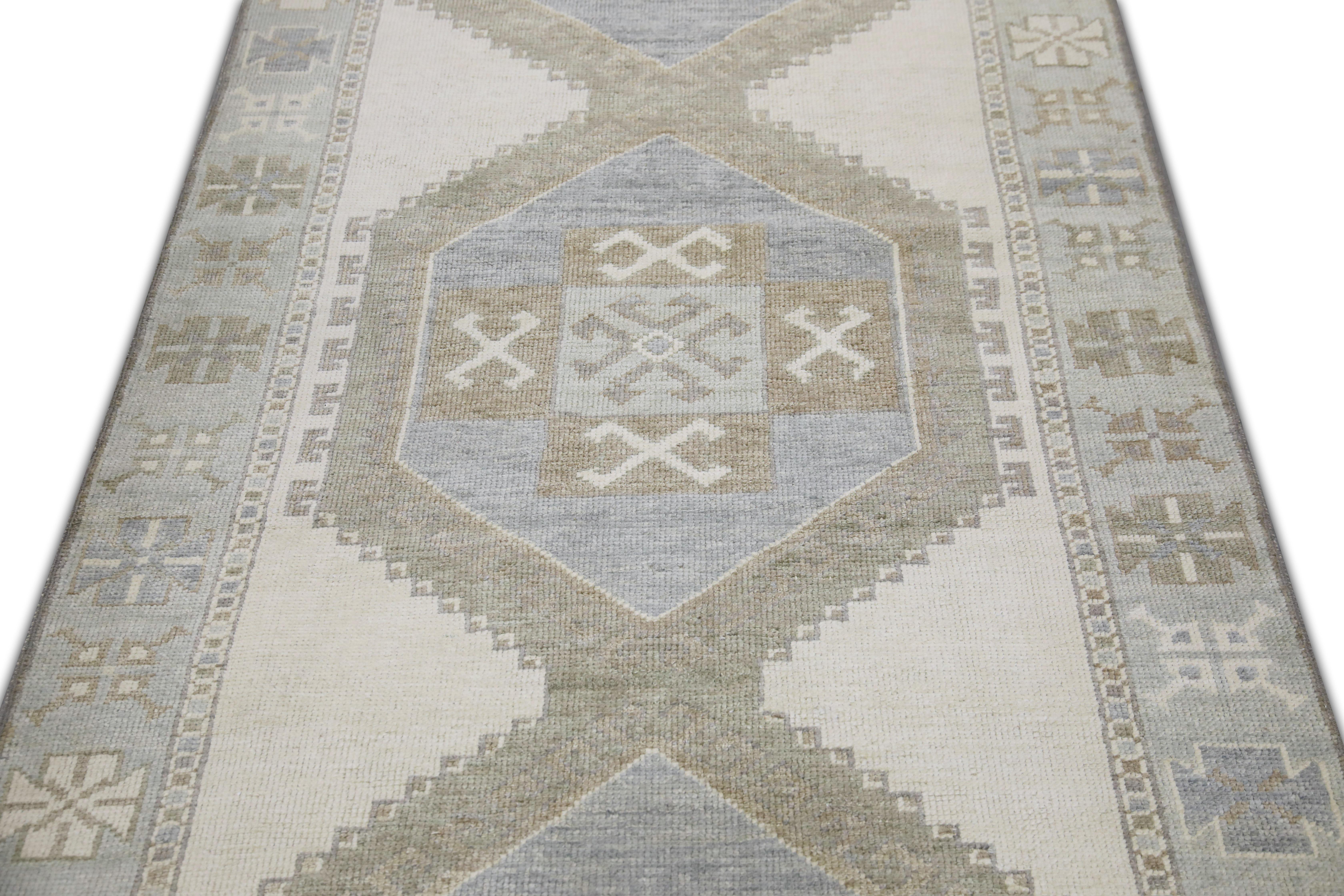 Contemporary Handwoven Wool Turkish Oushak Rug 3'8