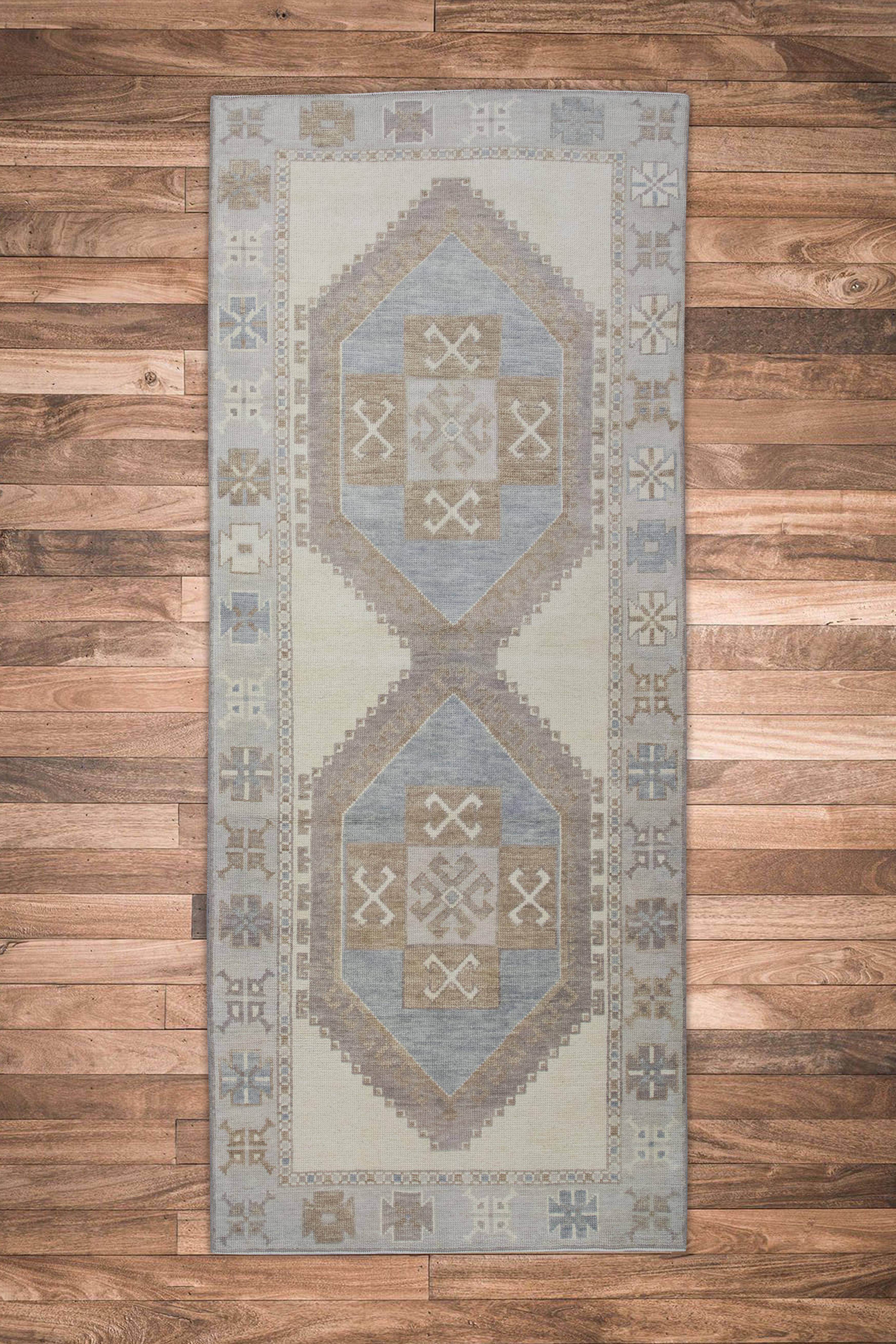 Contemporary Handwoven Wool Turkish Oushak Rug 3'9