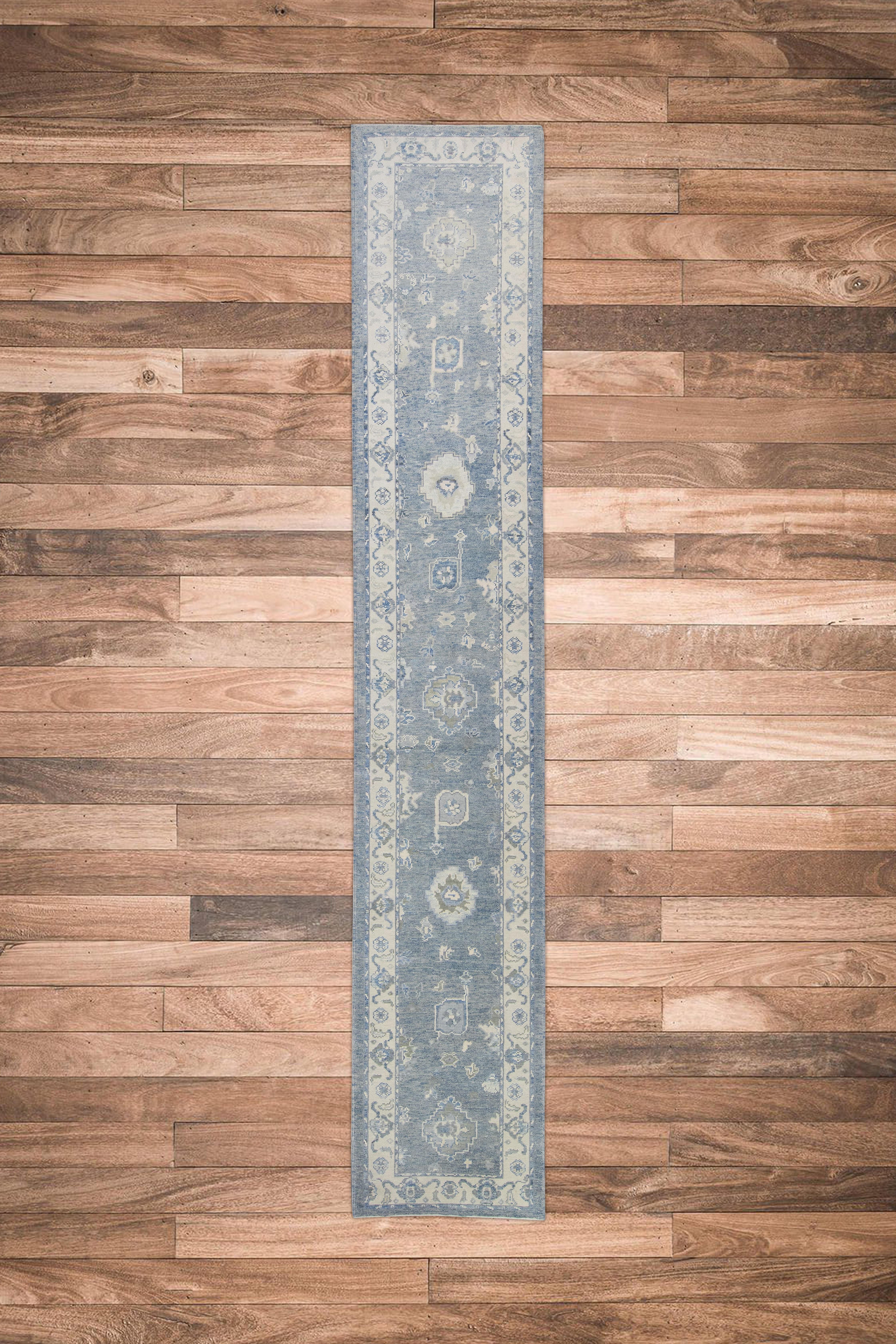 Handgewebter türkischer Oushak-Teppich aus Wolle 3'x 17'2