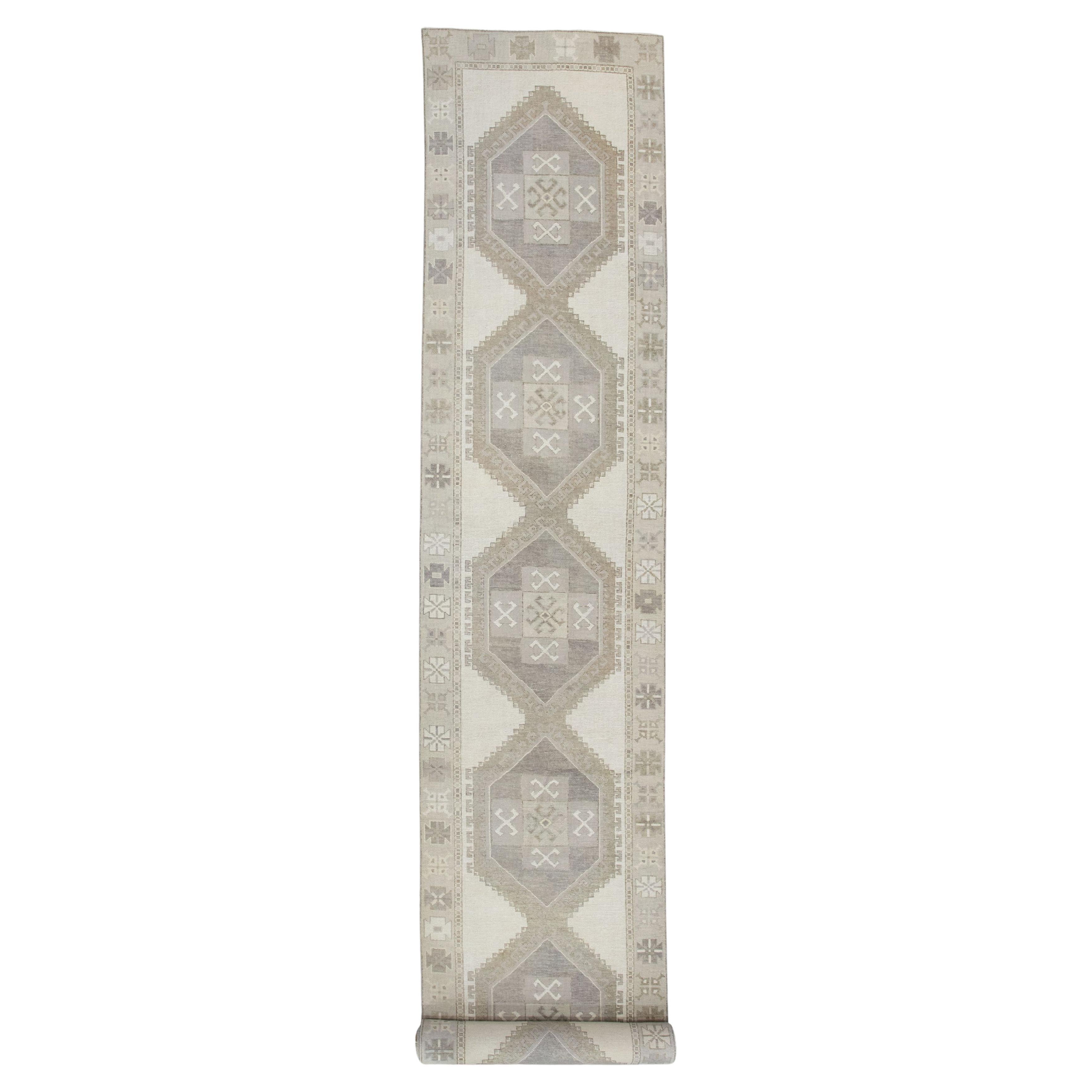 Handwoven Wool Turkish Oushak Rug 4'x 28'8" For Sale