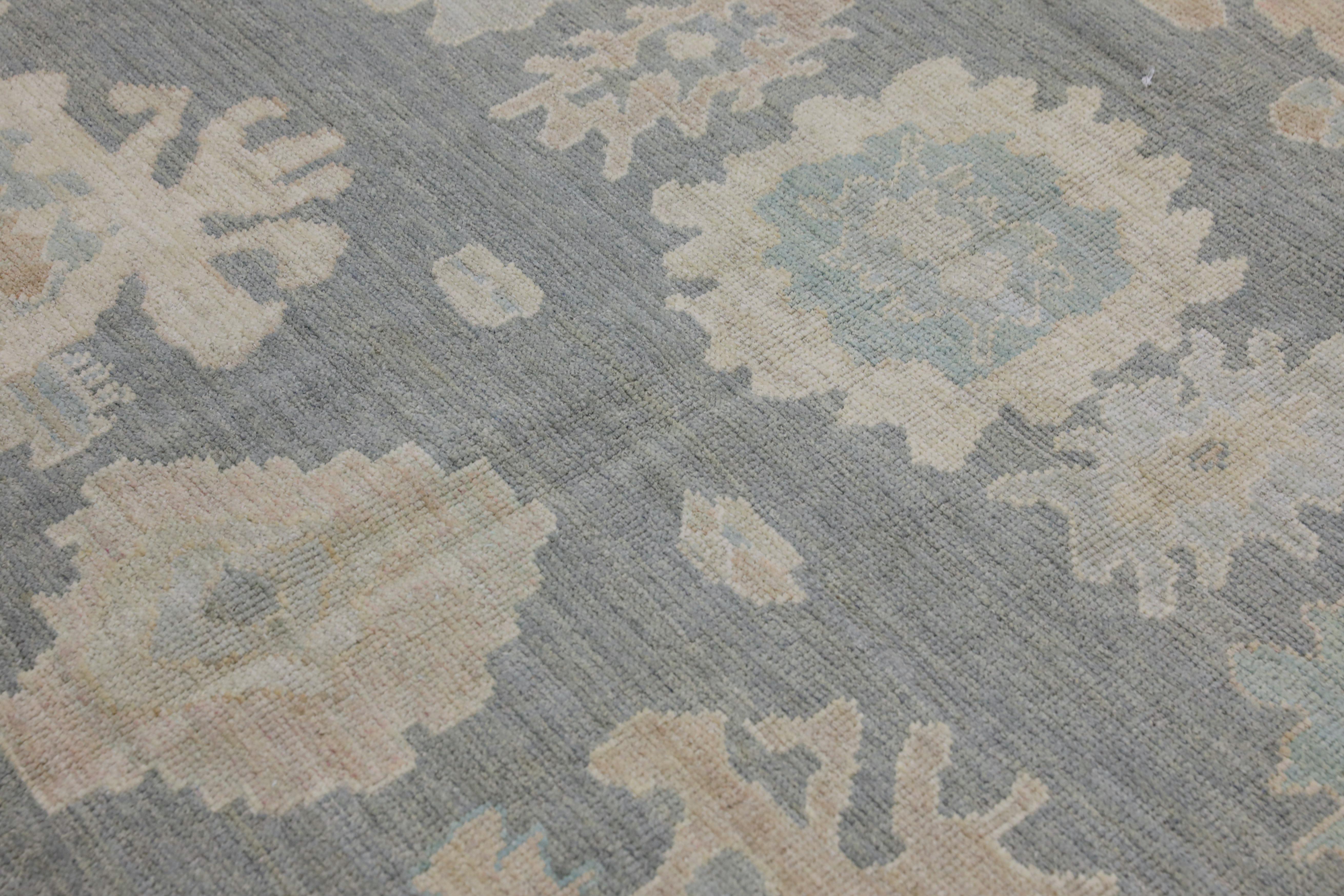 Contemporary Handwoven Wool Turkish Oushak Rug 7'10