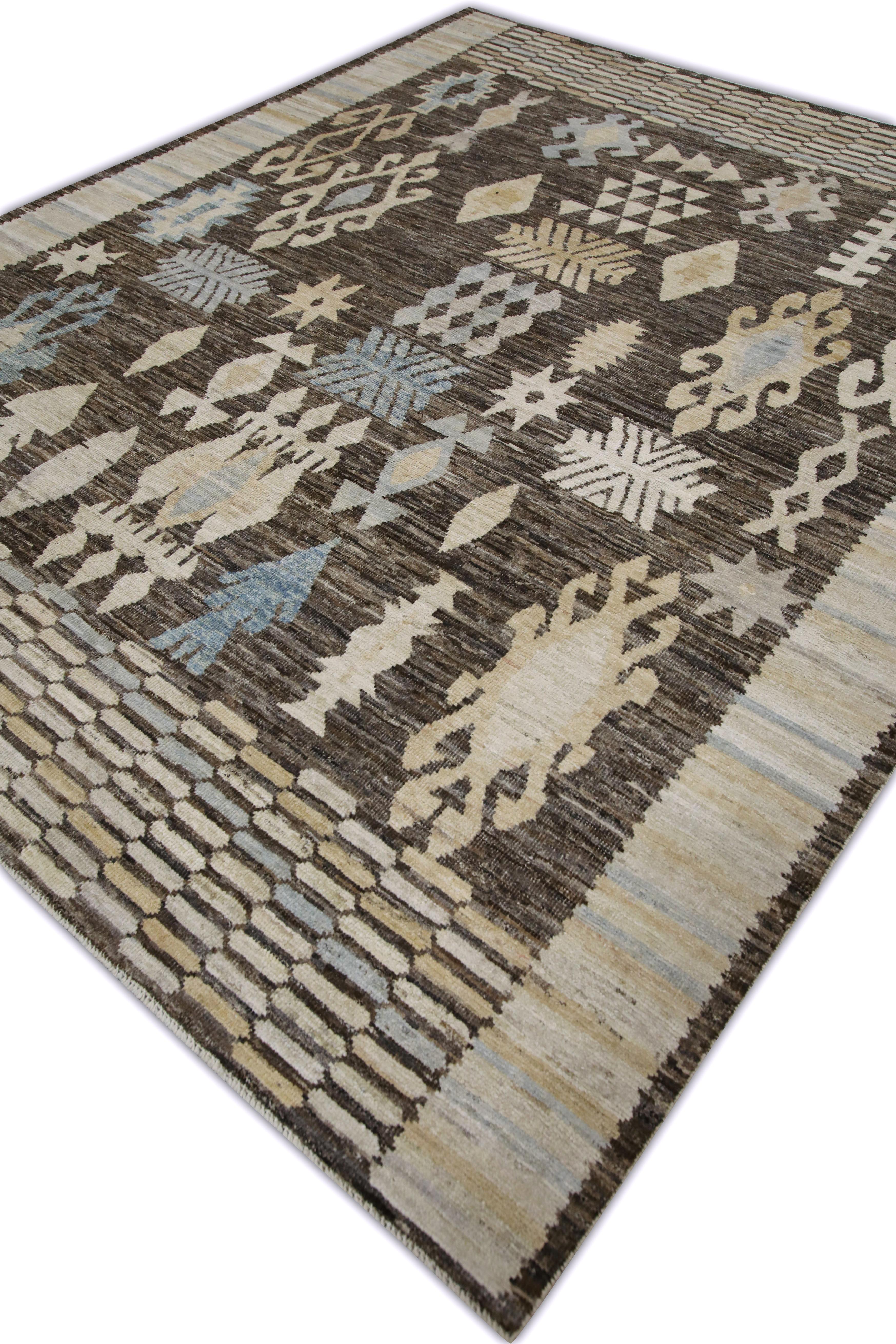 Modern Handwoven Wool Turkish Oushak Rug 8'2