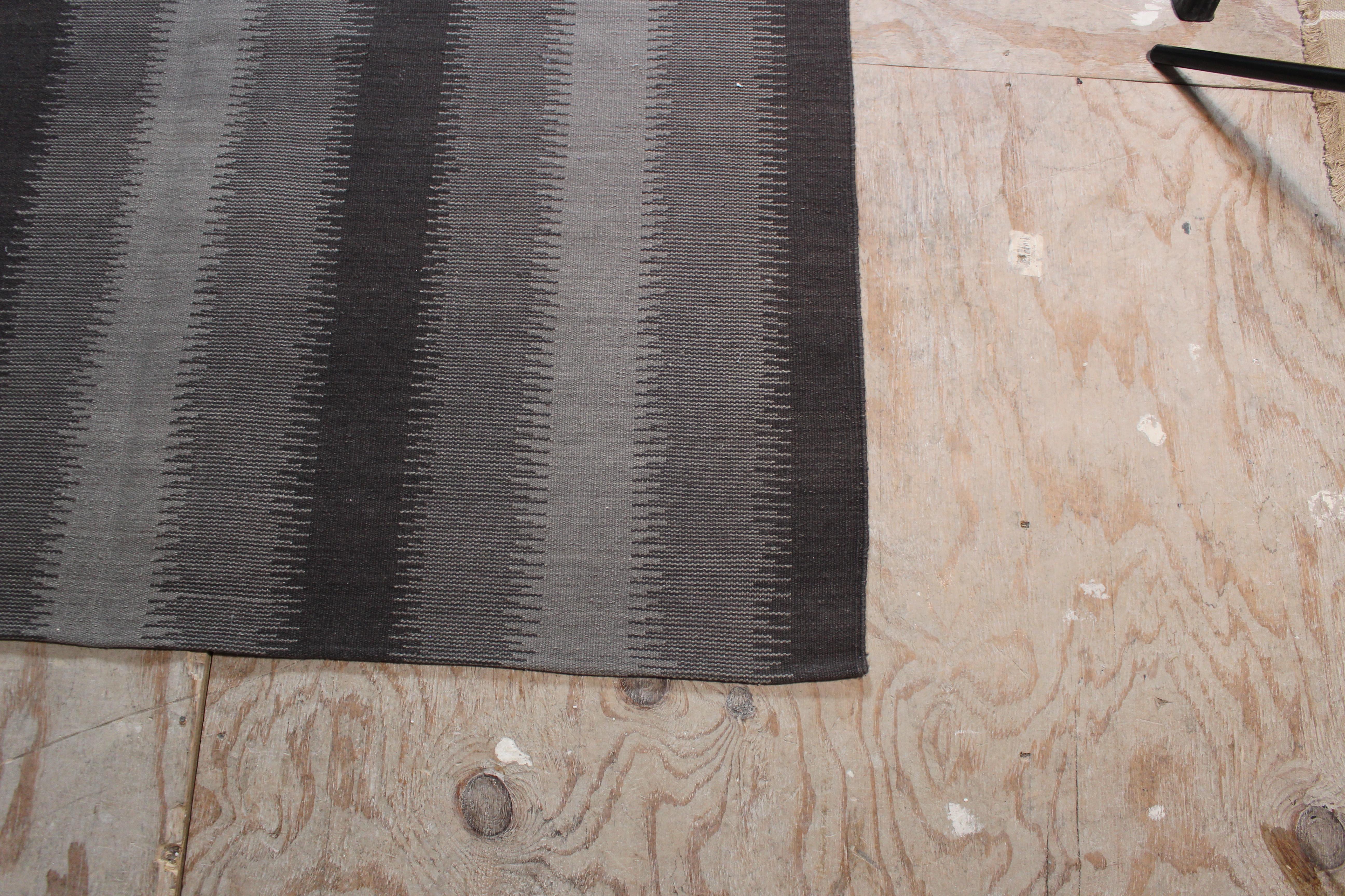 Hand-Crafted Handwoven Woolen Kilim Rug For Sale