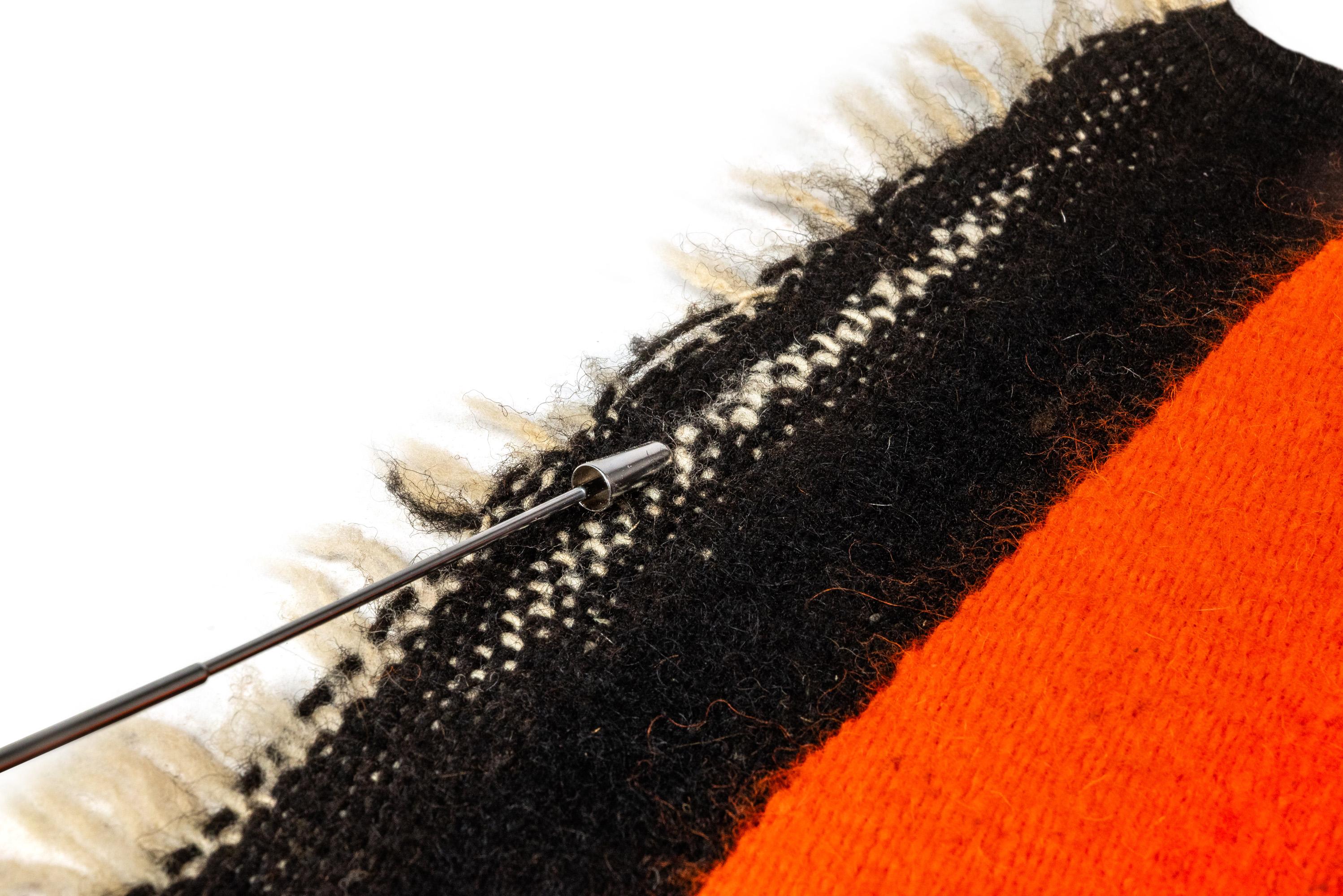 Handgewebte Satteldecke aus Wolle Wandteppich oder Küchen-/Badematte, USA, um 1950 im Angebot 5