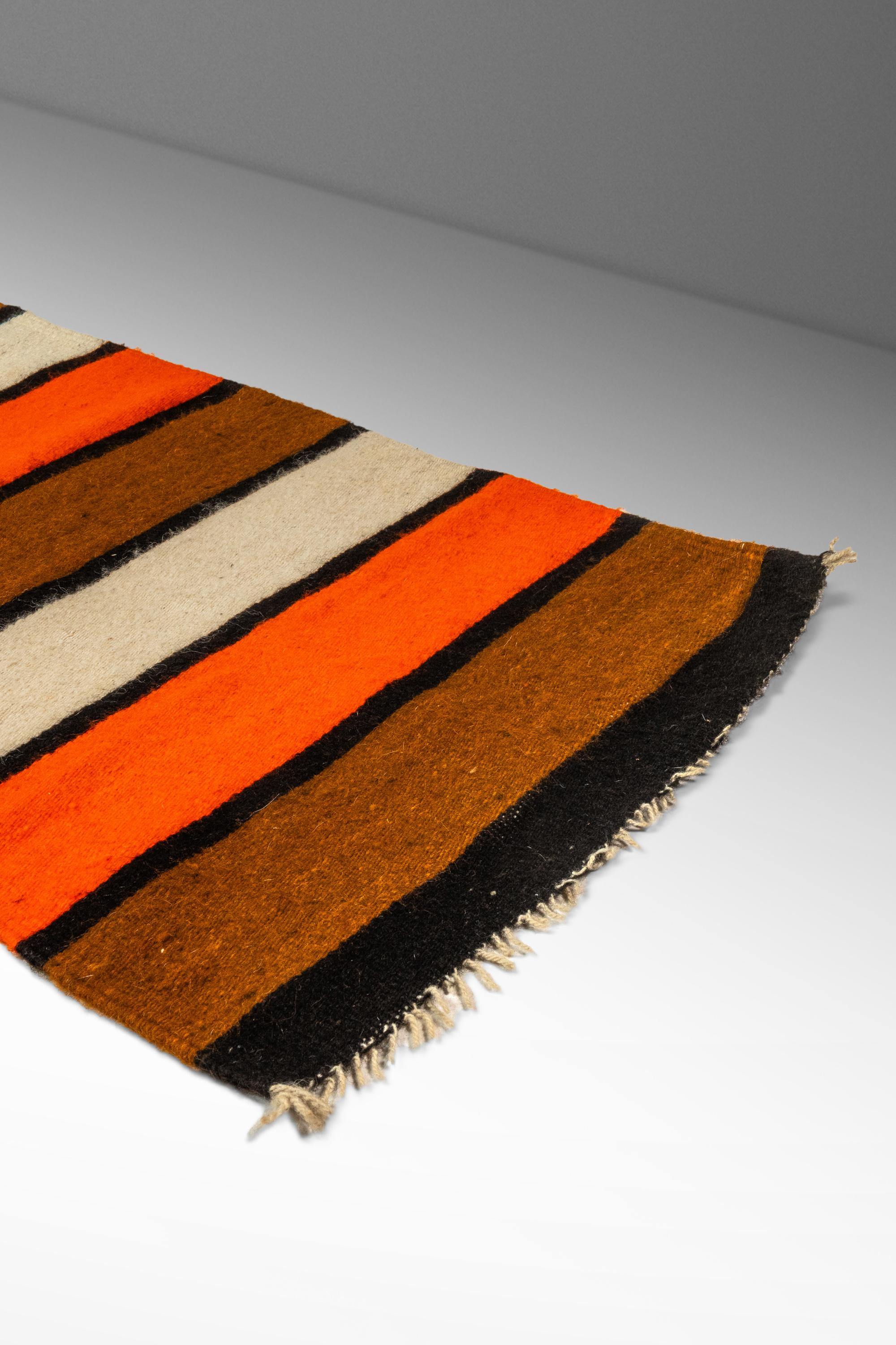 Handgewebte Satteldecke aus Wolle Wandteppich oder Küchen-/Badematte, USA, um 1950 im Angebot 6