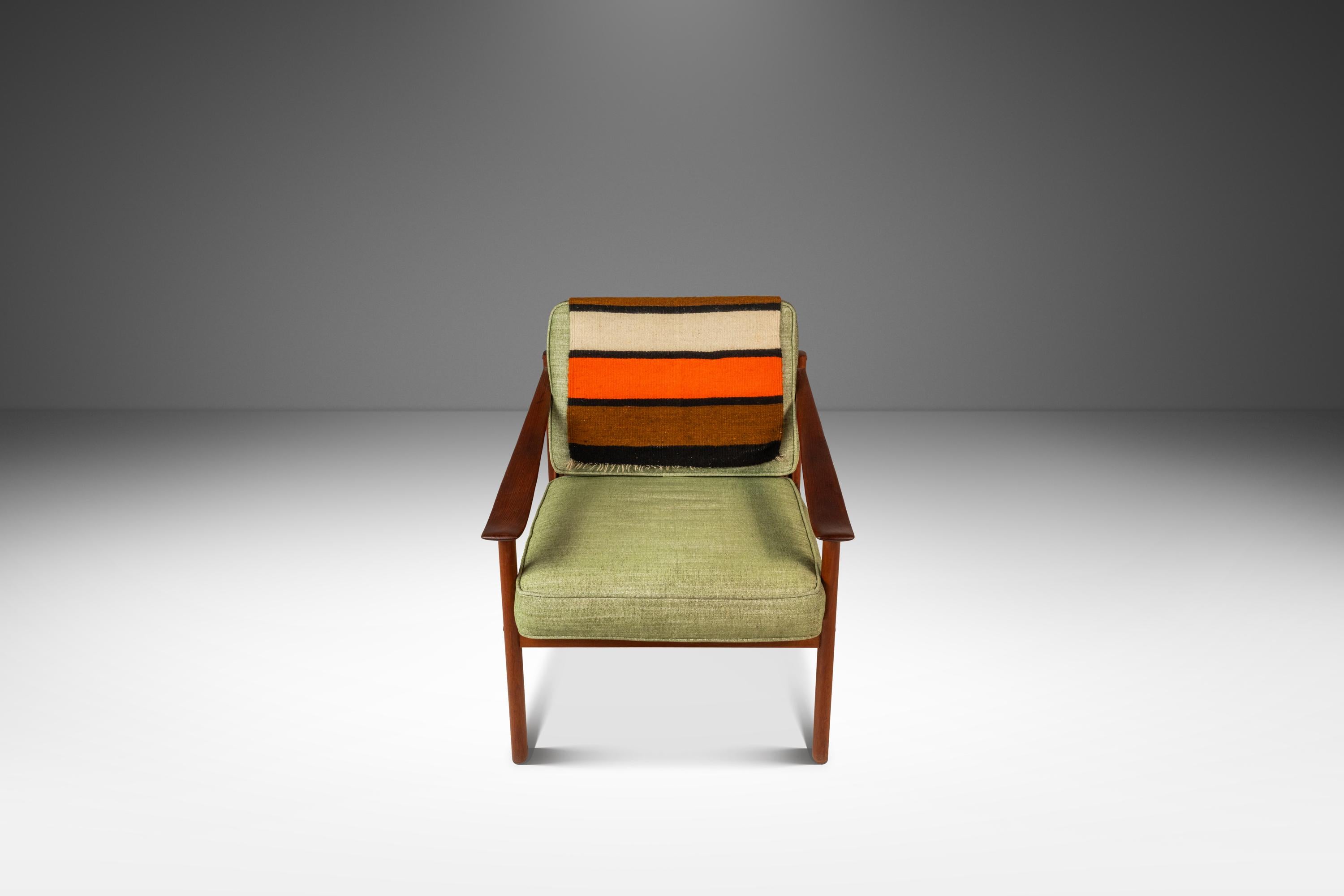 Handgewebte Satteldecke aus Wolle Wandteppich oder Küchen-/Badematte, USA, um 1950 (Mitte des 20. Jahrhunderts) im Angebot