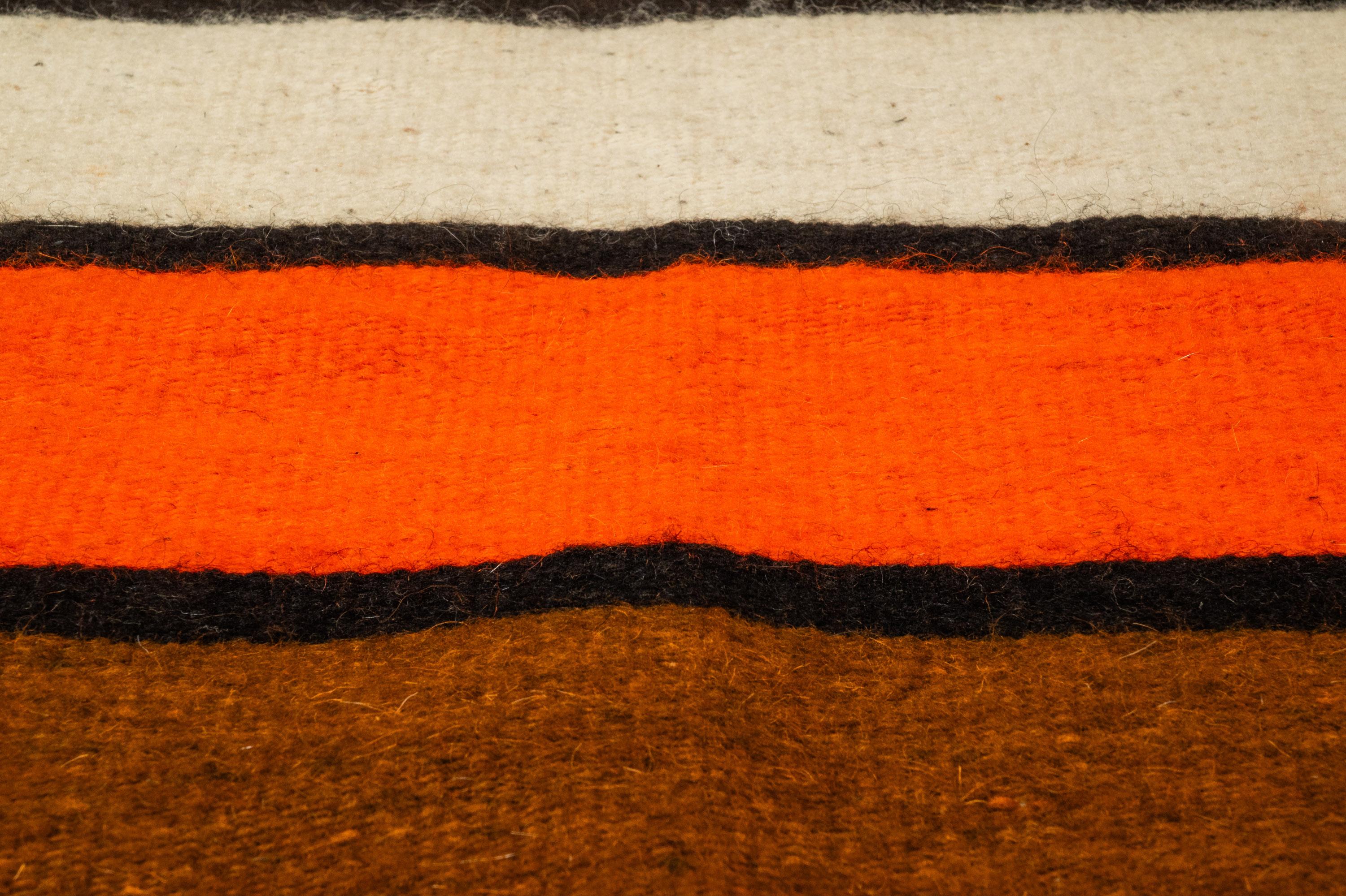 Handgewebte Satteldecke aus Wolle Wandteppich oder Küchen-/Badematte, USA, um 1950 im Angebot 3