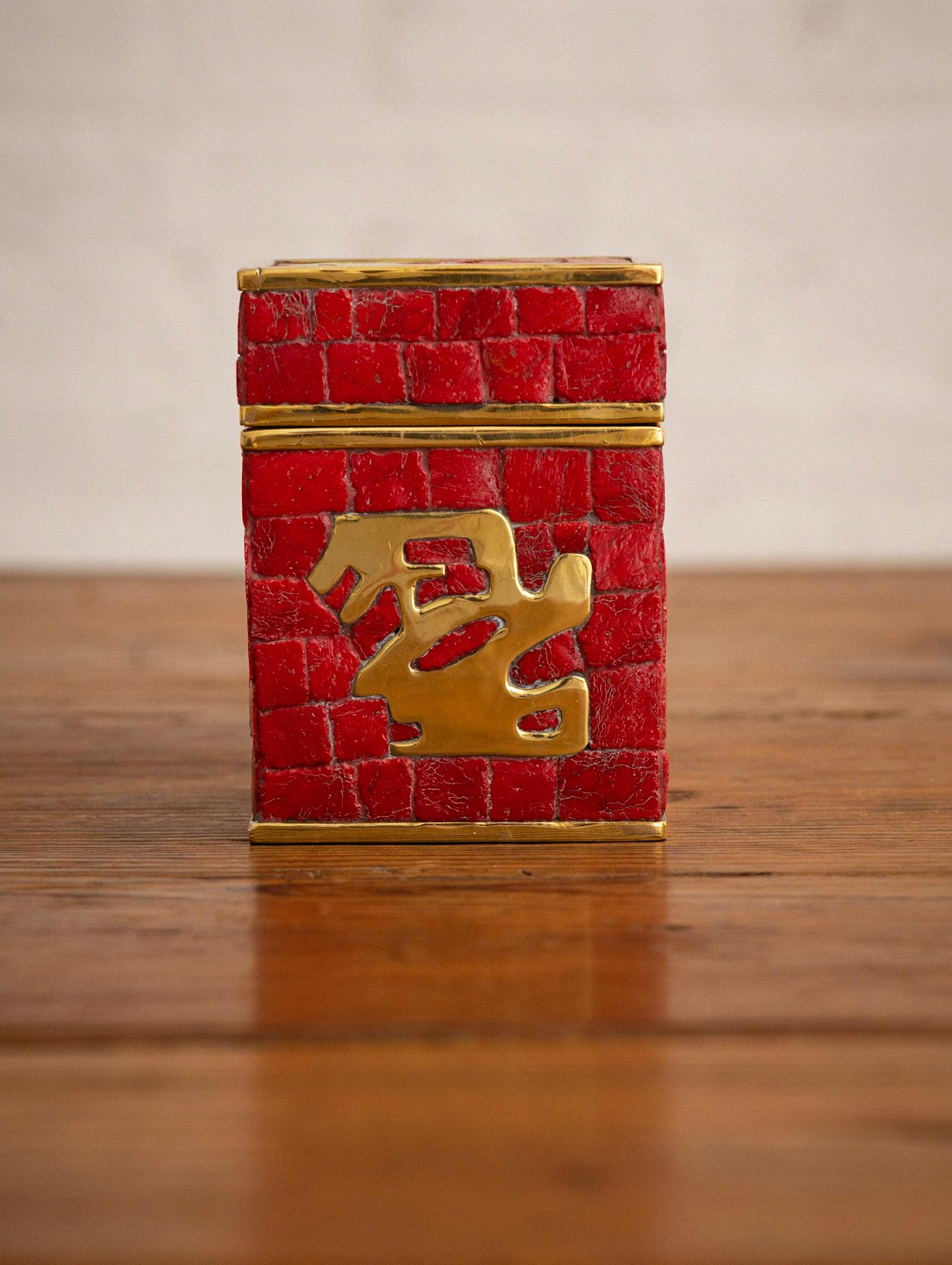 Handwrought Midcentury Mexican Mosaic and Brass Lidded Box by Salvador Teran In Good Condition For Sale In Brooklyn, NY