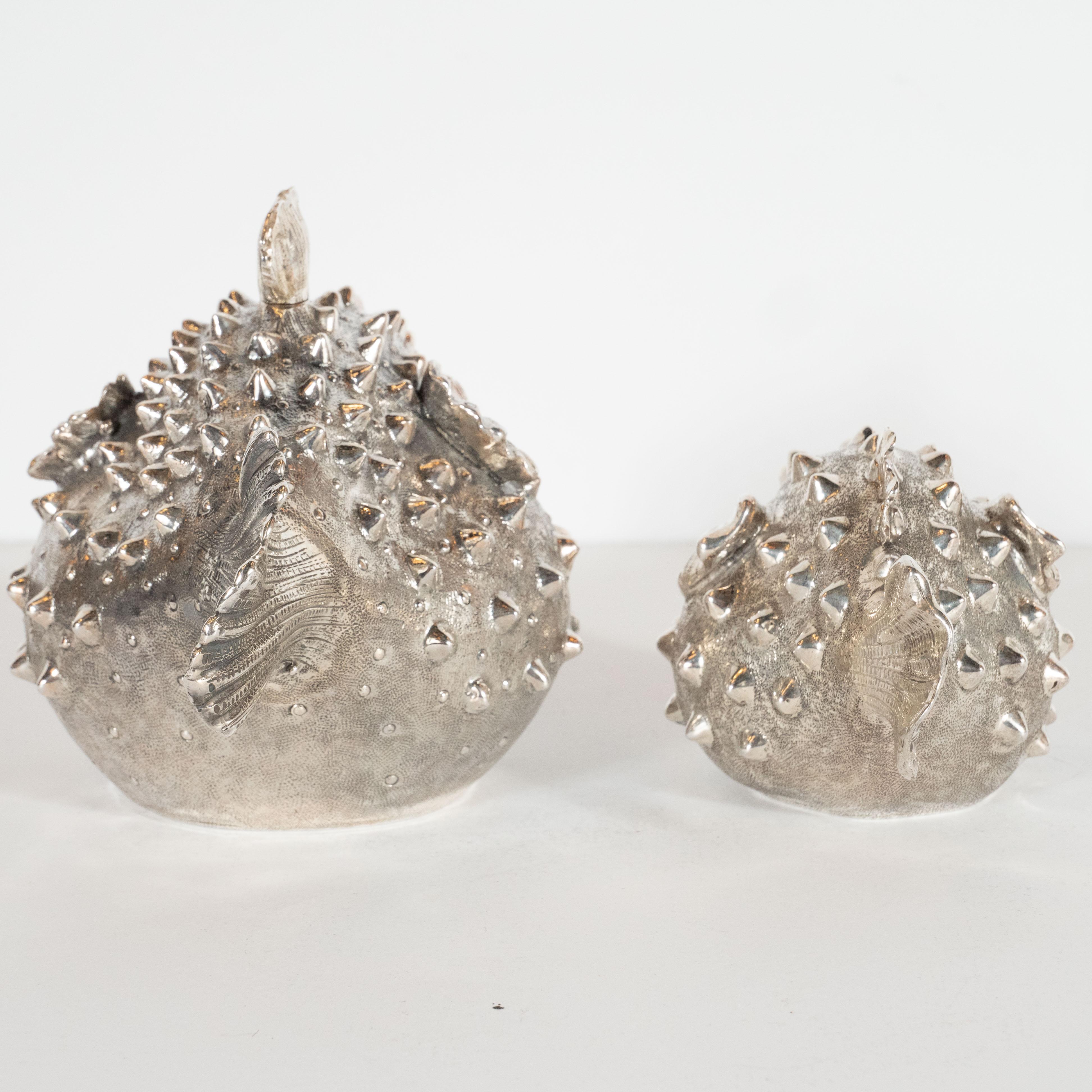 Handwrought Sterling Silver Puffer Fish Salt Shaker and Pepper Mill, Missiaglia In Excellent Condition For Sale In New York, NY