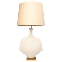 Lámpara de sobremesa escultura de cerámica artesanal de gres blanco - Carpa