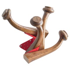Percha Única Artística de Madera Reciclada por Curro Claret, Percha nº 7
