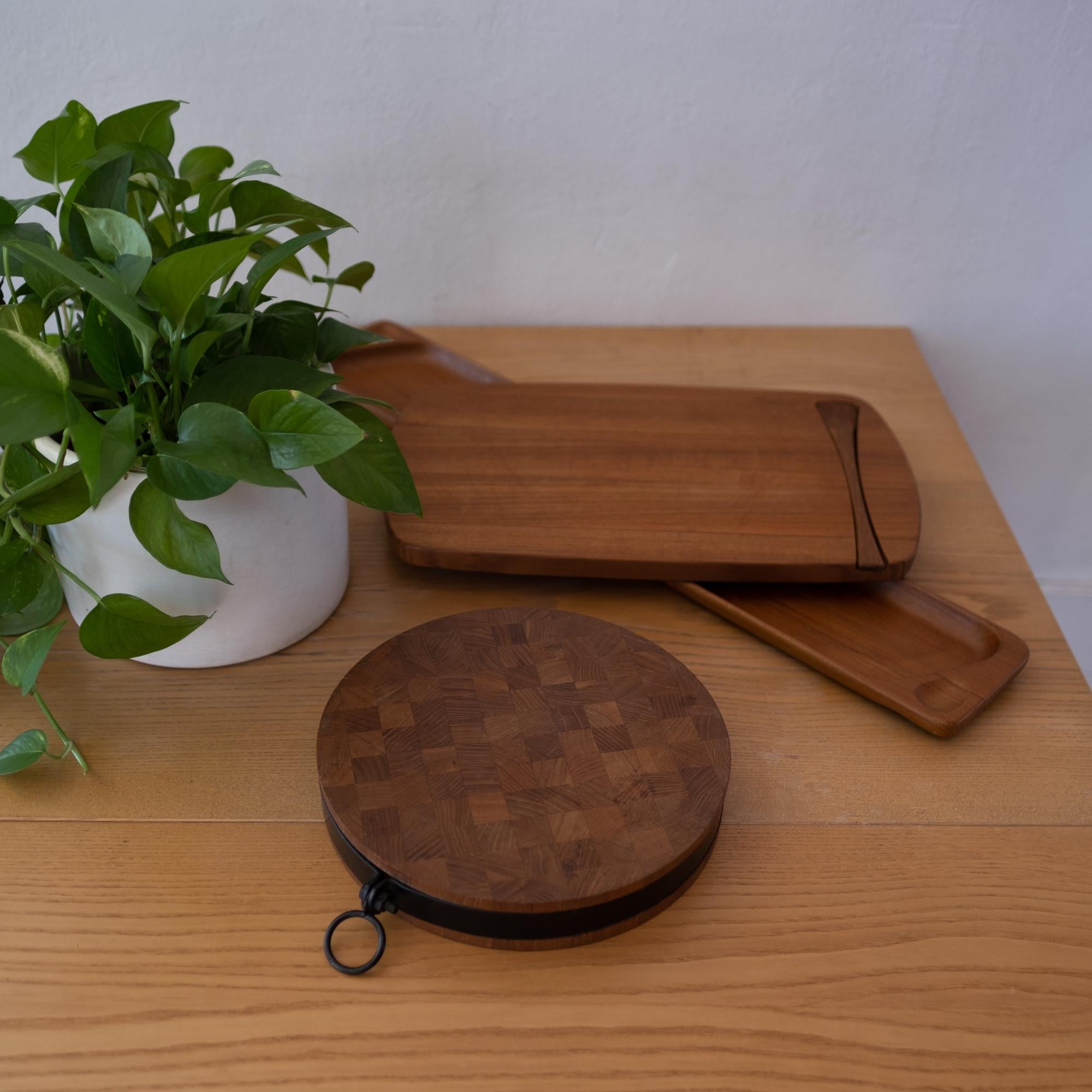 Hanging Butcher Block Cutting Board Danish In Good Condition For Sale In San Diego, CA