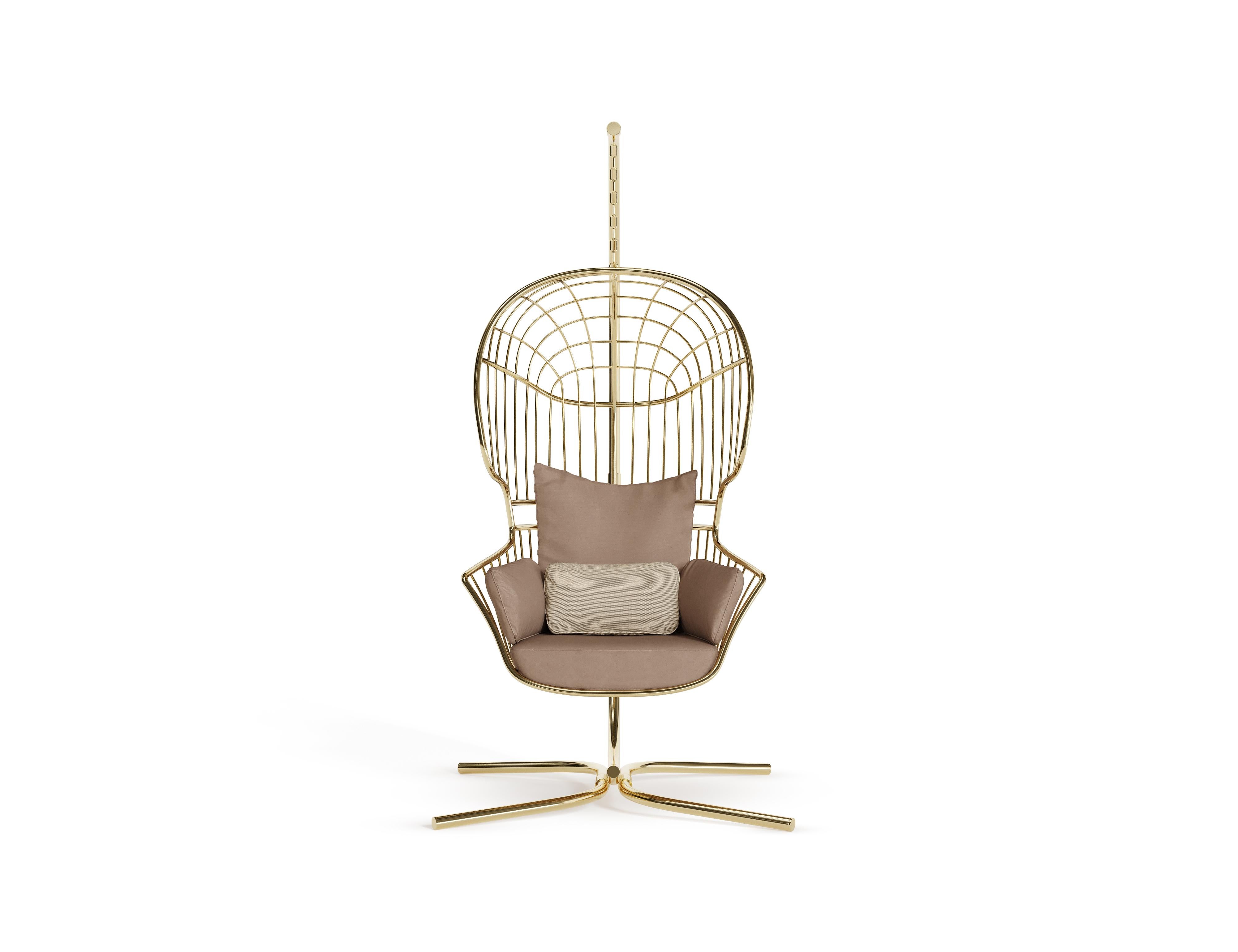Nodo Hanging Chair 

The Nodo Hanging Chair with Base combines durability with elegance, crafted from a coated stainless steel frame for optimal strength and outdoor resistance Its golden accents bring an air of subtle sophistication, infusing