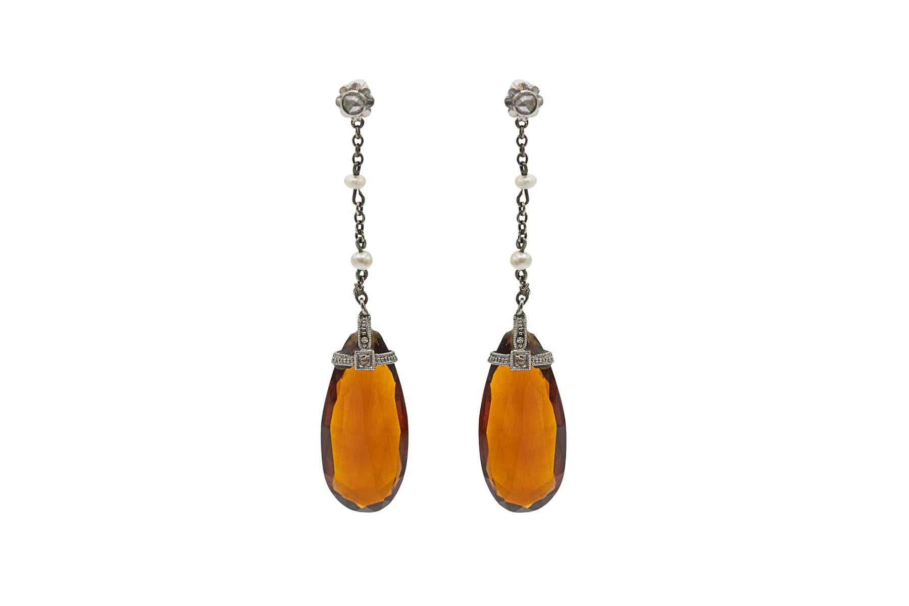 Hanging earrings with citrines, diamonds and pearls. In Good Condition For Sale In Chorzów, PL